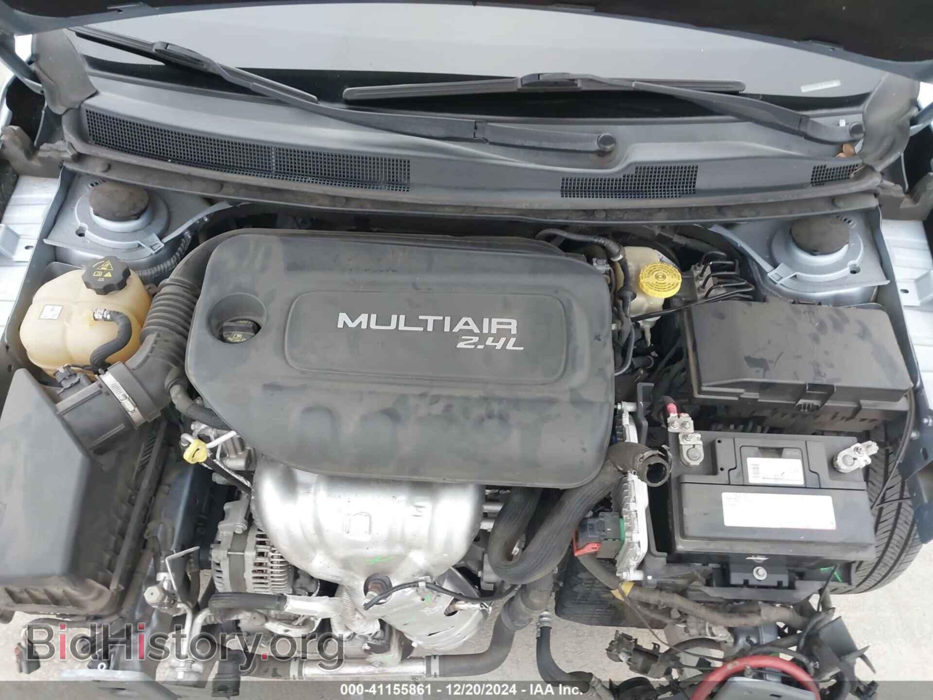 2015 CHRYSLER 200 - VIN: 1C3CCCAB6FN742750 - Фото 10