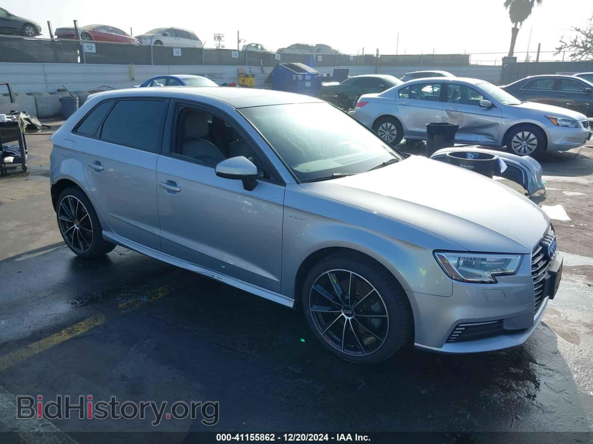 Фотография WAUUPBFF0HA104768 - AUDI A3 E-TRON 2017