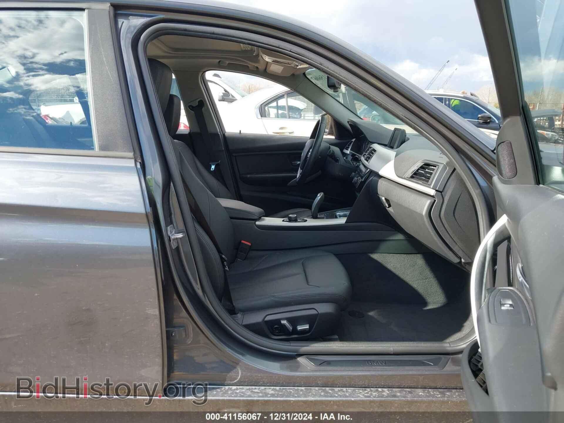 2017 BMW 320I - VIN: WBA8E5G34HNU43829 - Фото 5
