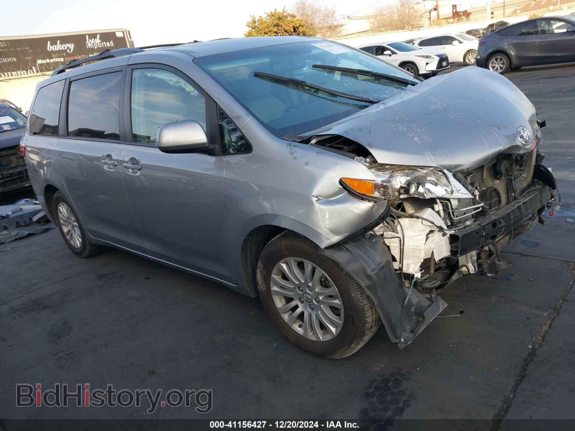 Фотография 5TDYZ3DC6HS828707 - TOYOTA SIENNA 2017