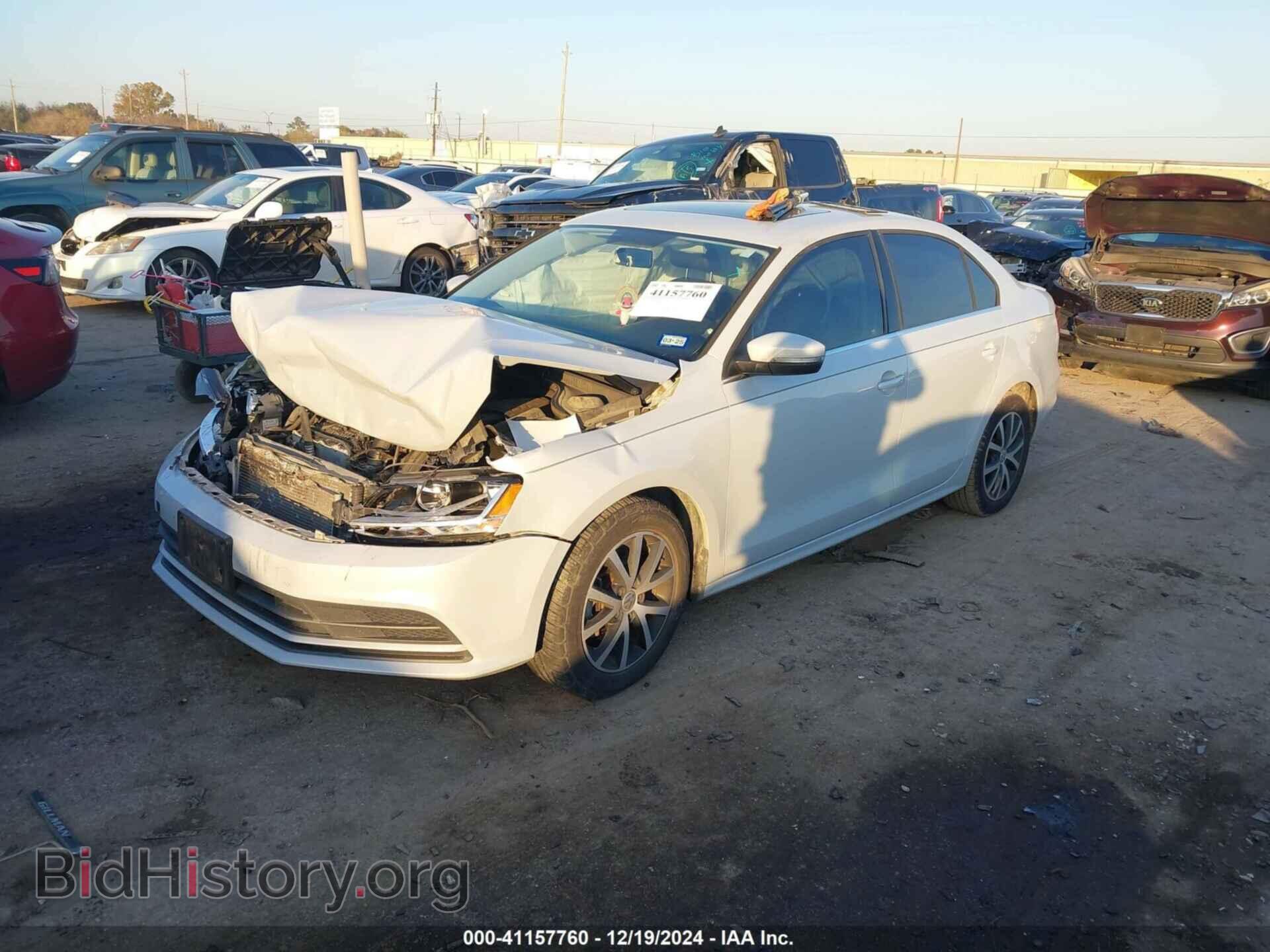 2017 VOLKSWAGEN JETTA - VIN: 3VWDB7AJ5HM384049 - Фото 2
