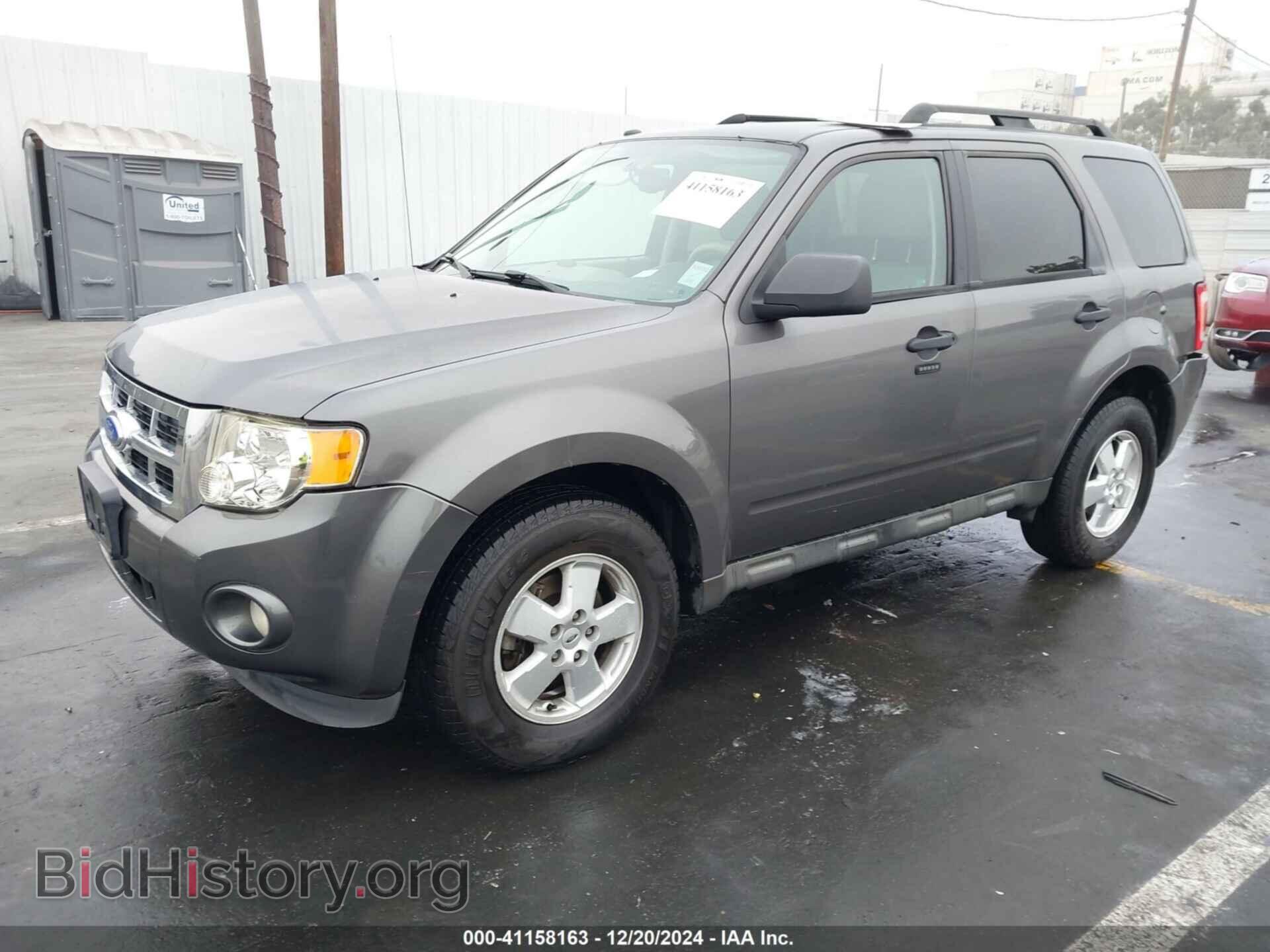 2011 FORD ESCAPE - VIN: 1FMCU0D75BKC30452 - Фото 2