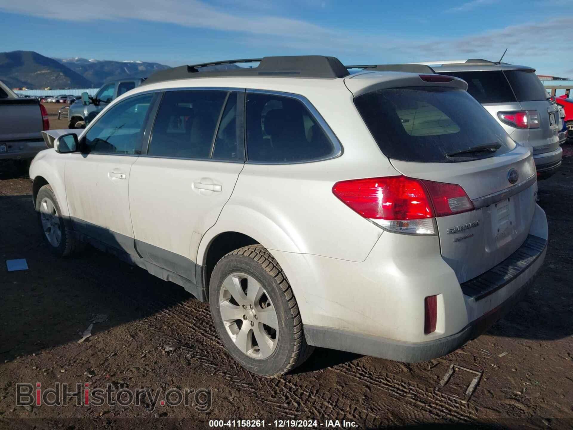 2011 SUBARU OUTBACK - VIN: 4S4BRDGC8B2420646 - Фото 3