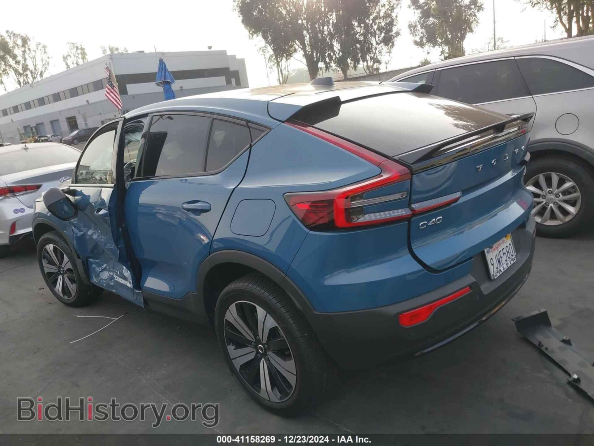 2023 VOLVO C40 - VIN: YV4ED3GLXP2037094 - Фото 3