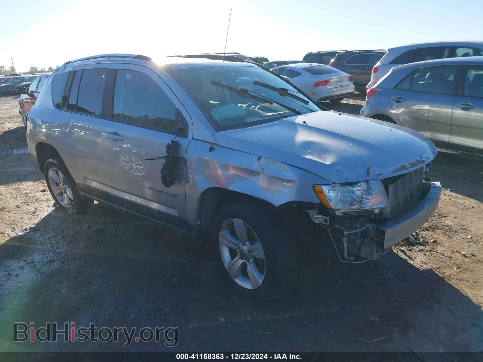 Photo 1C4NJCBA8CD627357 - JEEP COMPASS 2012