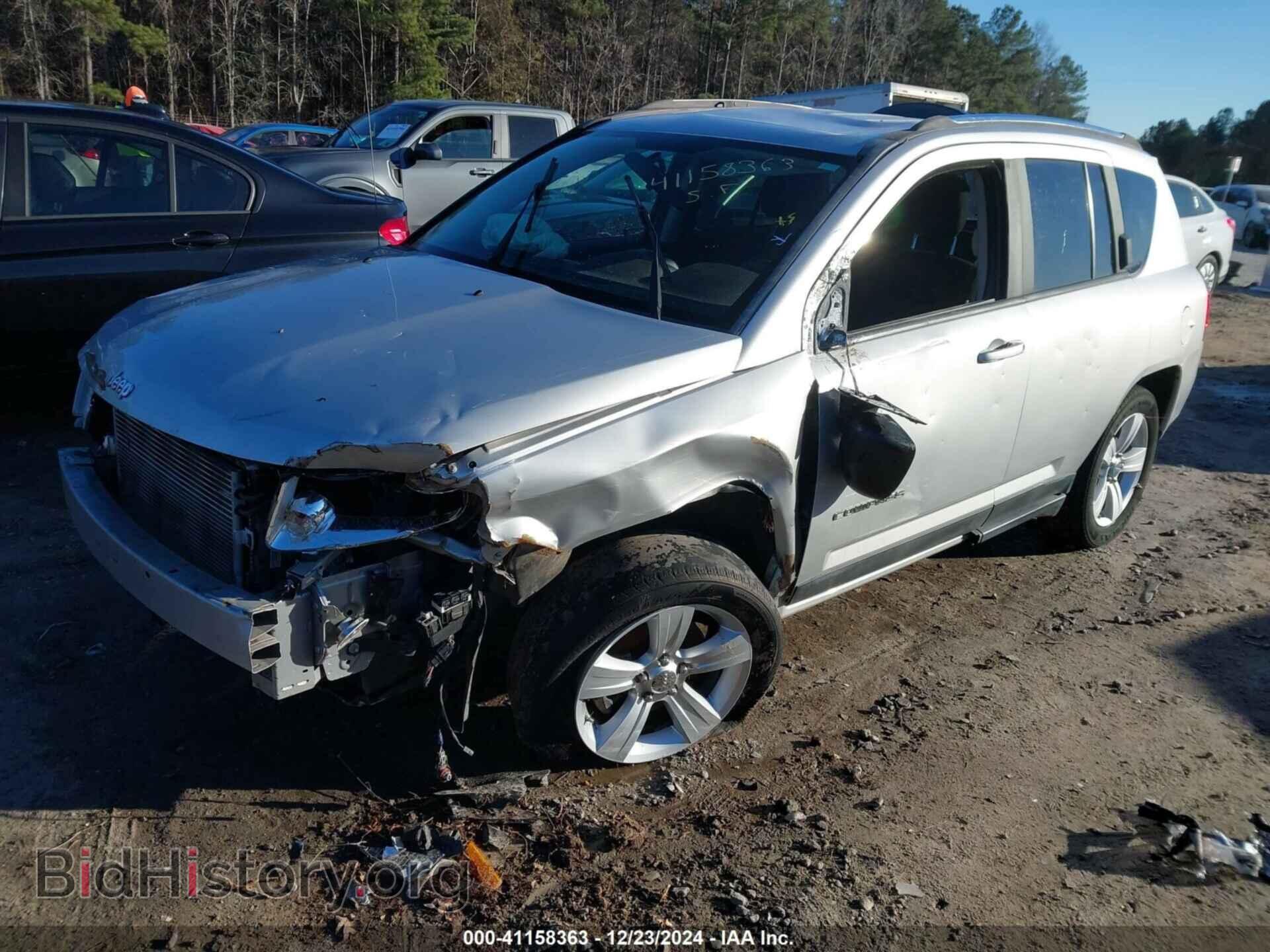 2012 JEEP COMPASS - VIN: 1C4NJCBA8CD627357 - Фото 2