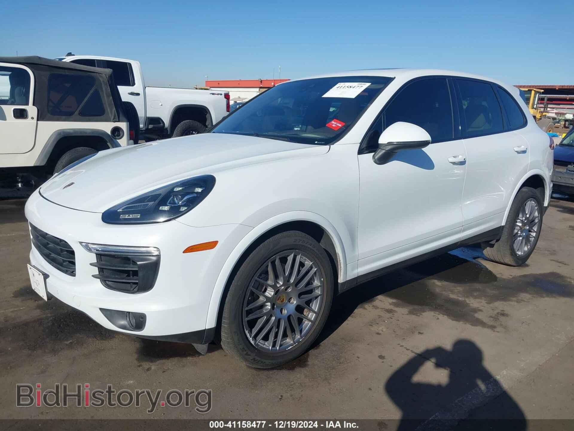2016 PORSCHE CAYENNE - VIN: WP1AB2A20GLA96715 - Фото 2