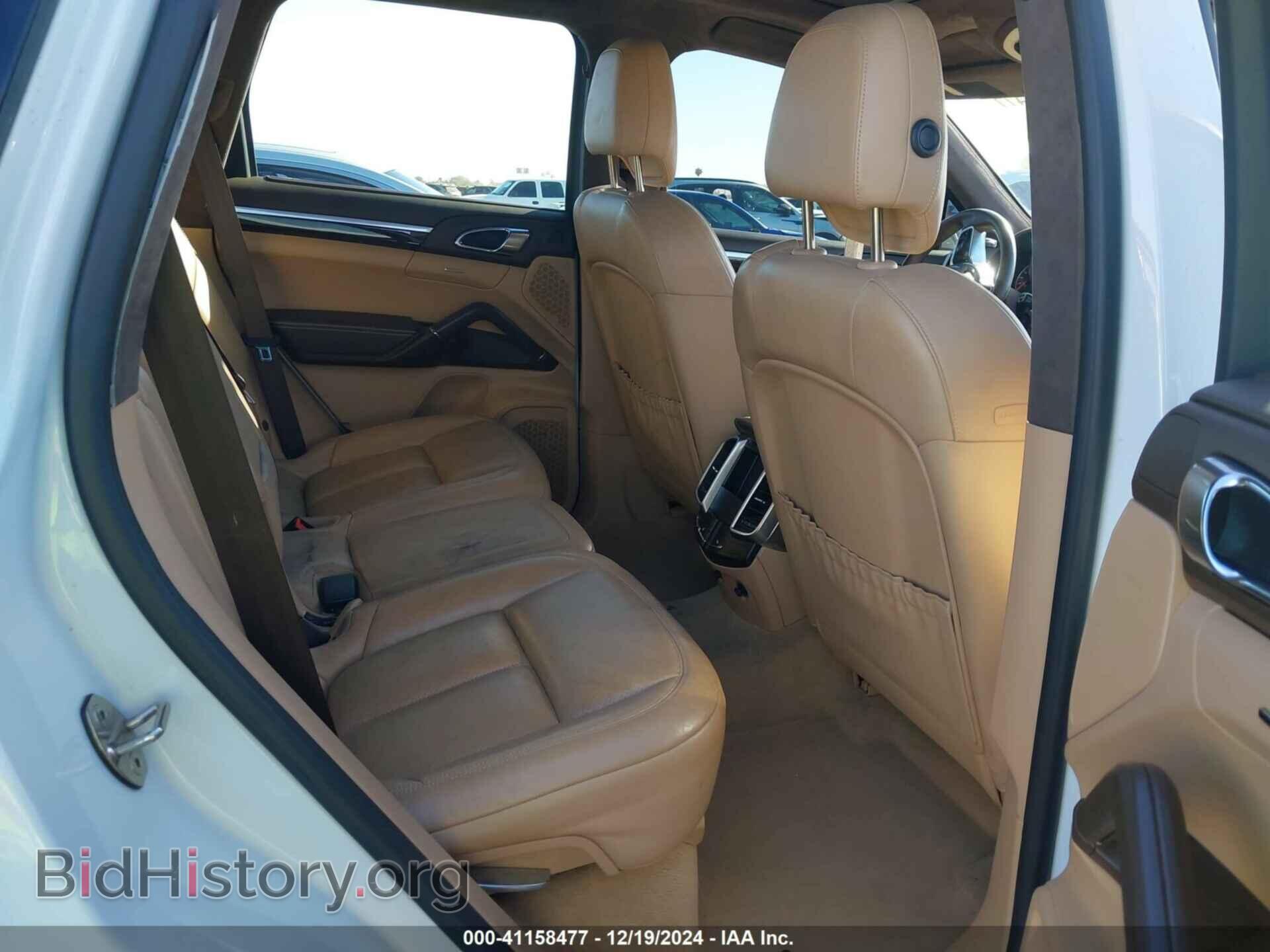 2016 PORSCHE CAYENNE - VIN: WP1AB2A20GLA96715 - Фото 8
