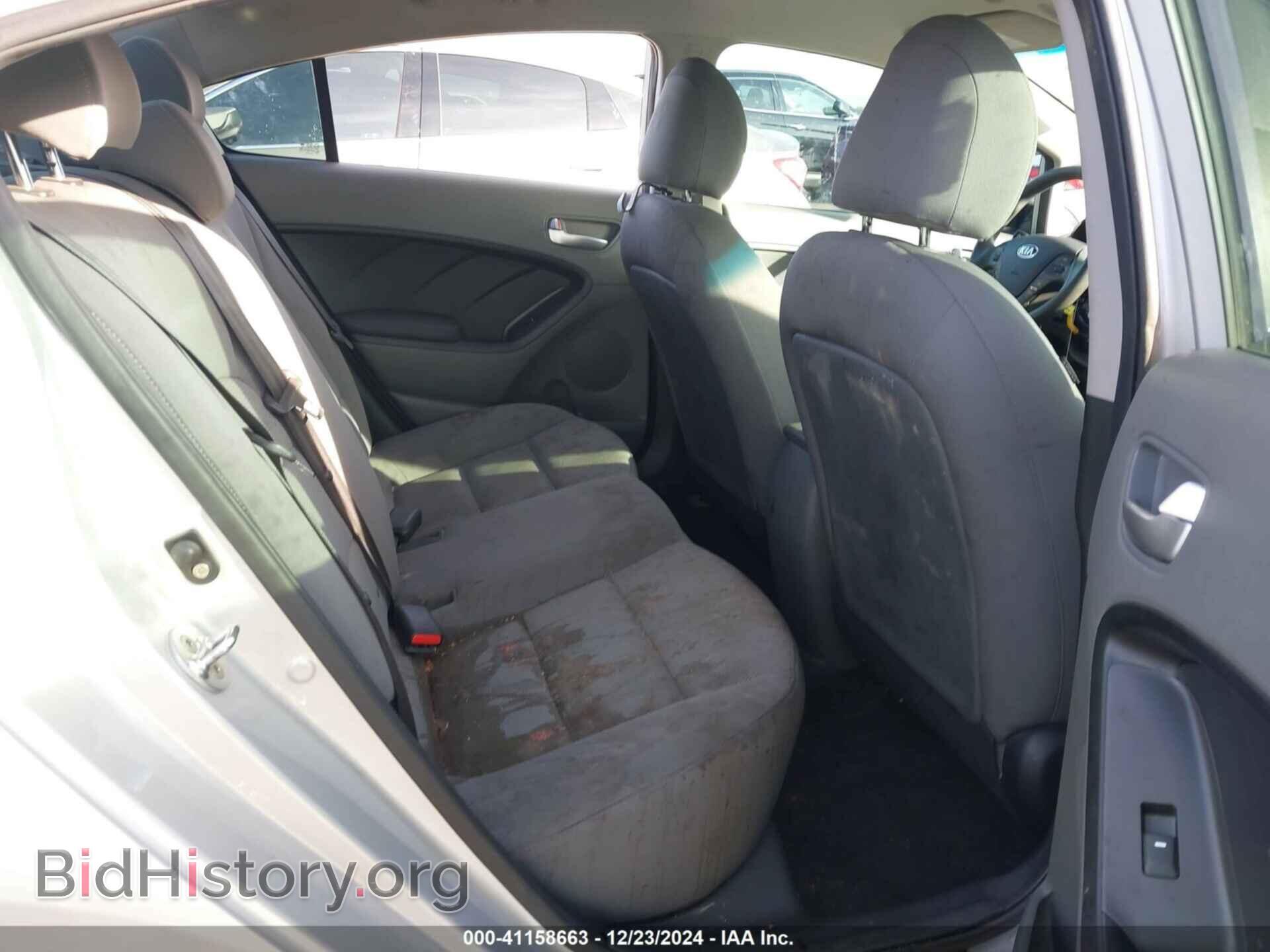 2017 KIA FORTE - VIN: 3KPFK4A70HE054120 - Фото 8