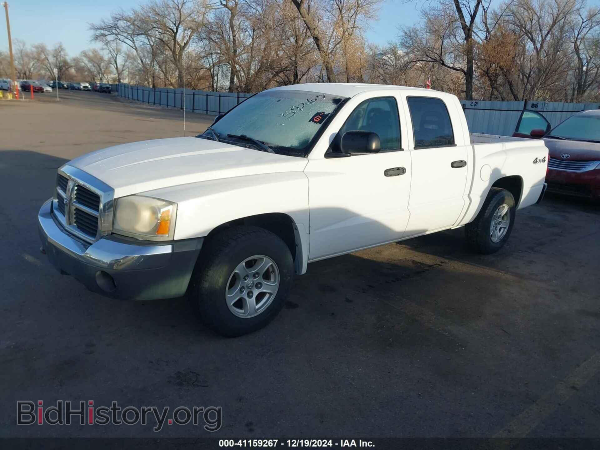 2005 DODGE DAKOTA - VIN: 1D7HW48N75S265895 - Фото 2