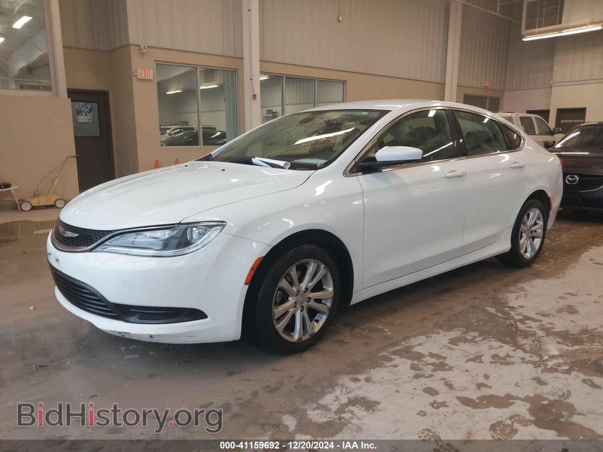 2017 CHRYSLER 200 - VIN: 1C3CCCFBXHN507859 - Фото 2