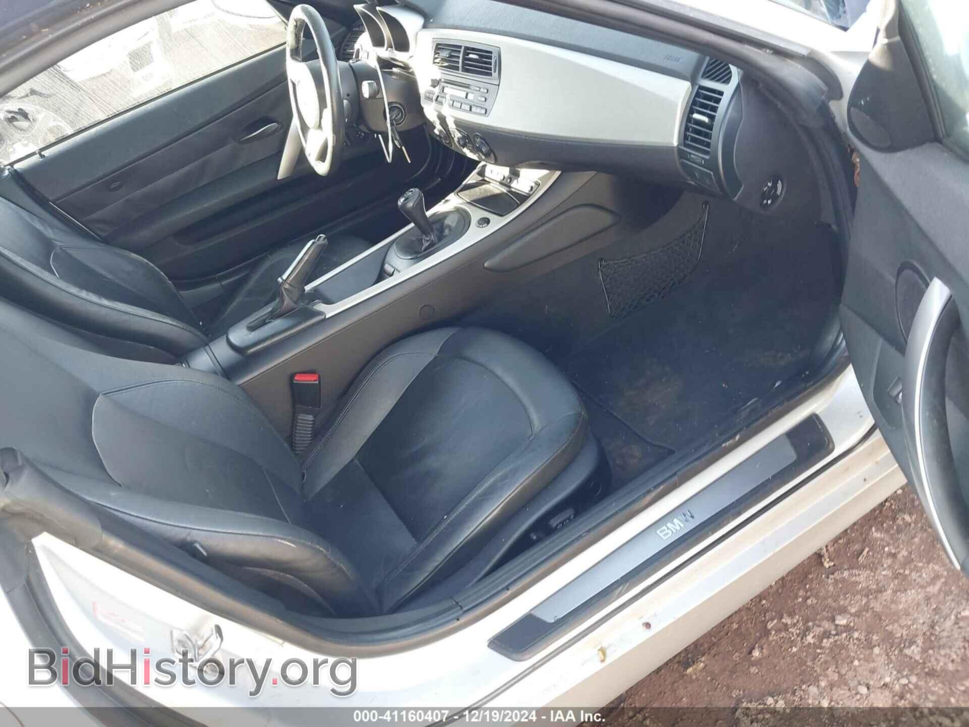 2005 BMW Z4 - VIN: 4USBT33585LR69747 - Photo 5