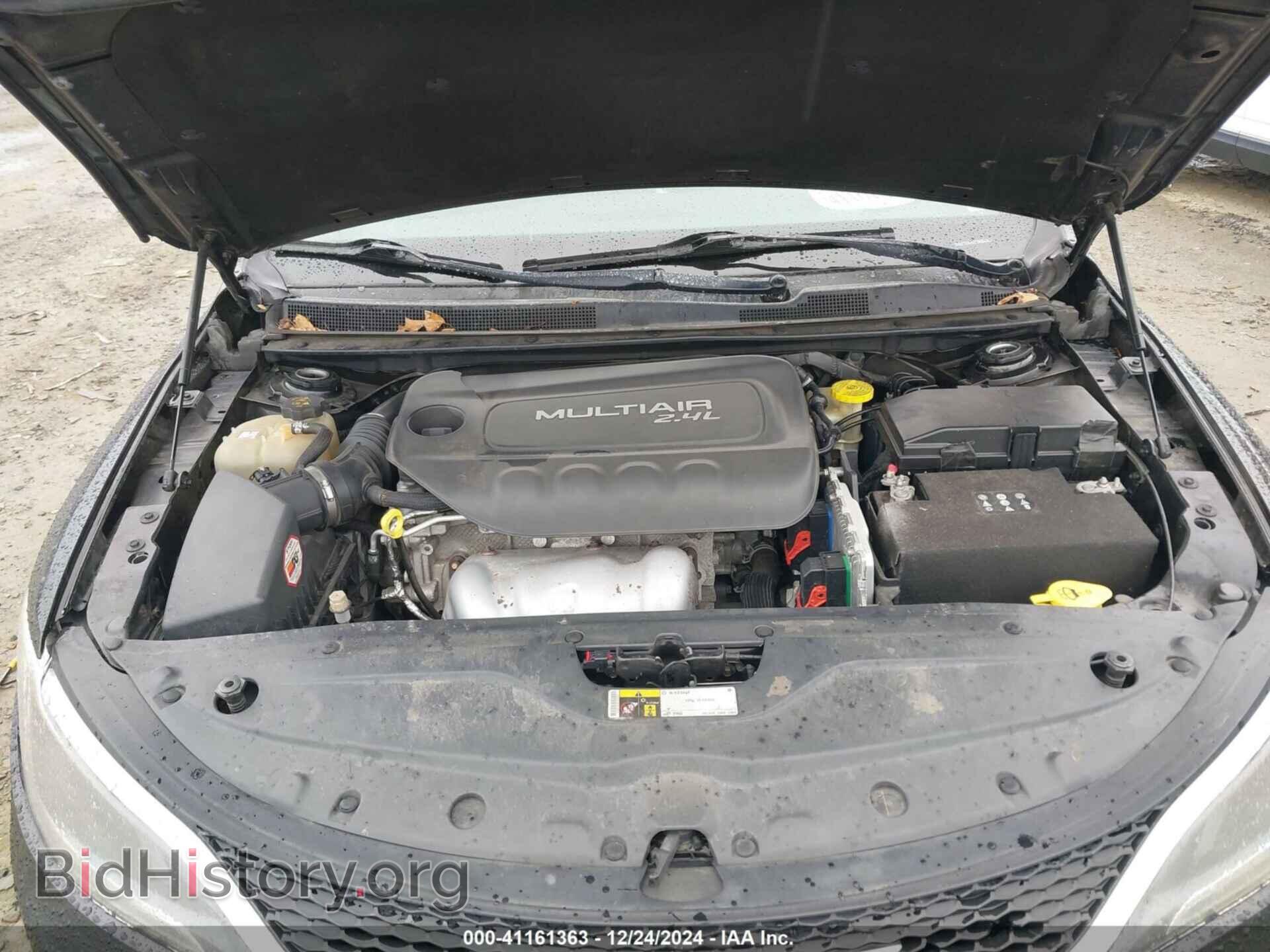 2015 CHRYSLER 200 - VIN: 1C3CCCCB0FN566128 - Фото 10