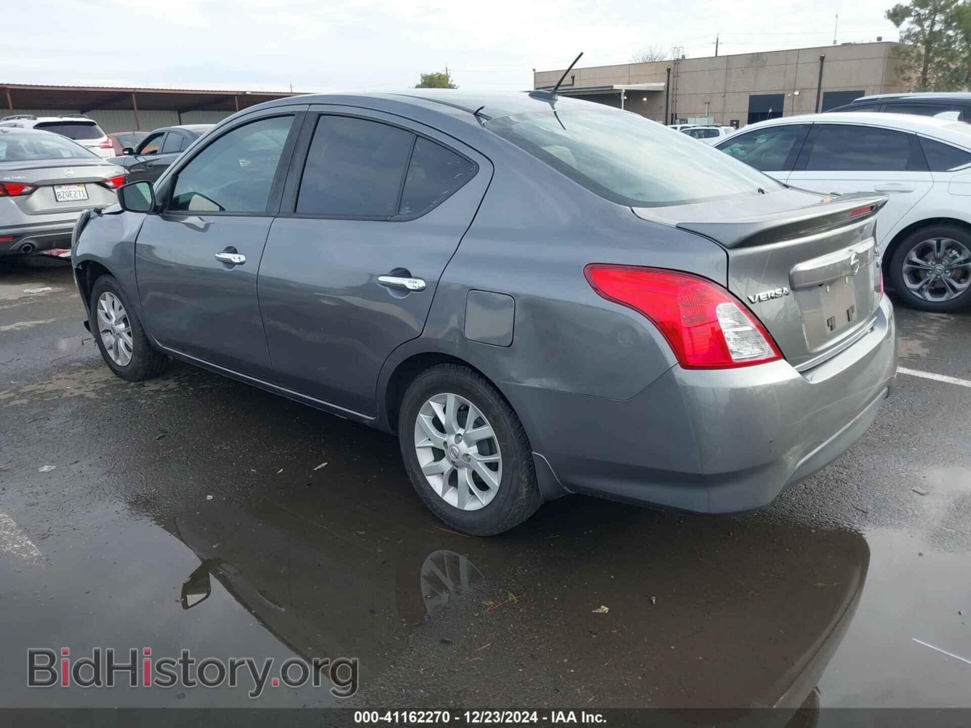 2017 NISSAN VERSA - VIN: 3N1CN7AP1HL858758 - Фото 3