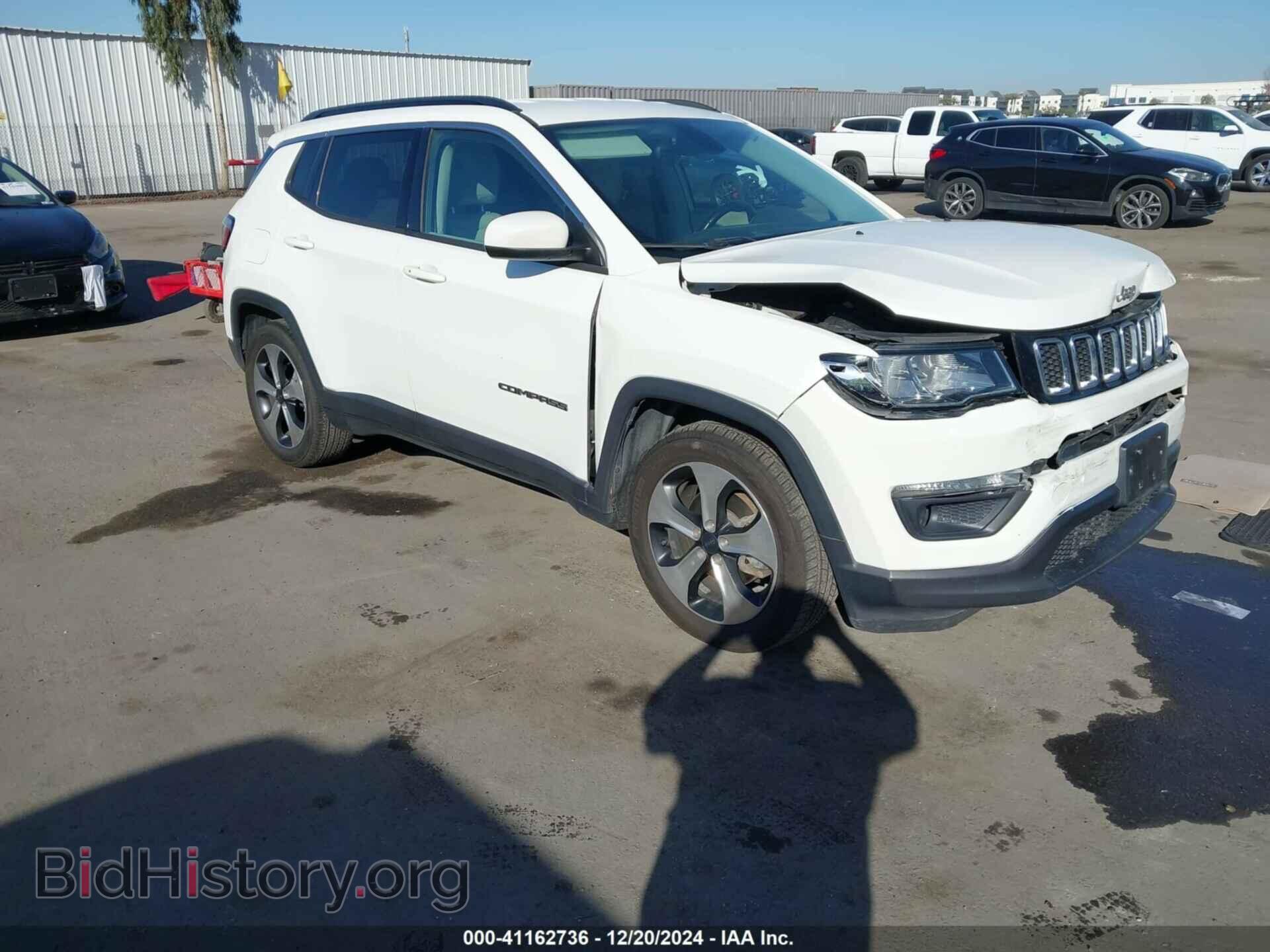 Фотография 3C4NJCBB2HT652894 - JEEP COMPASS 2017