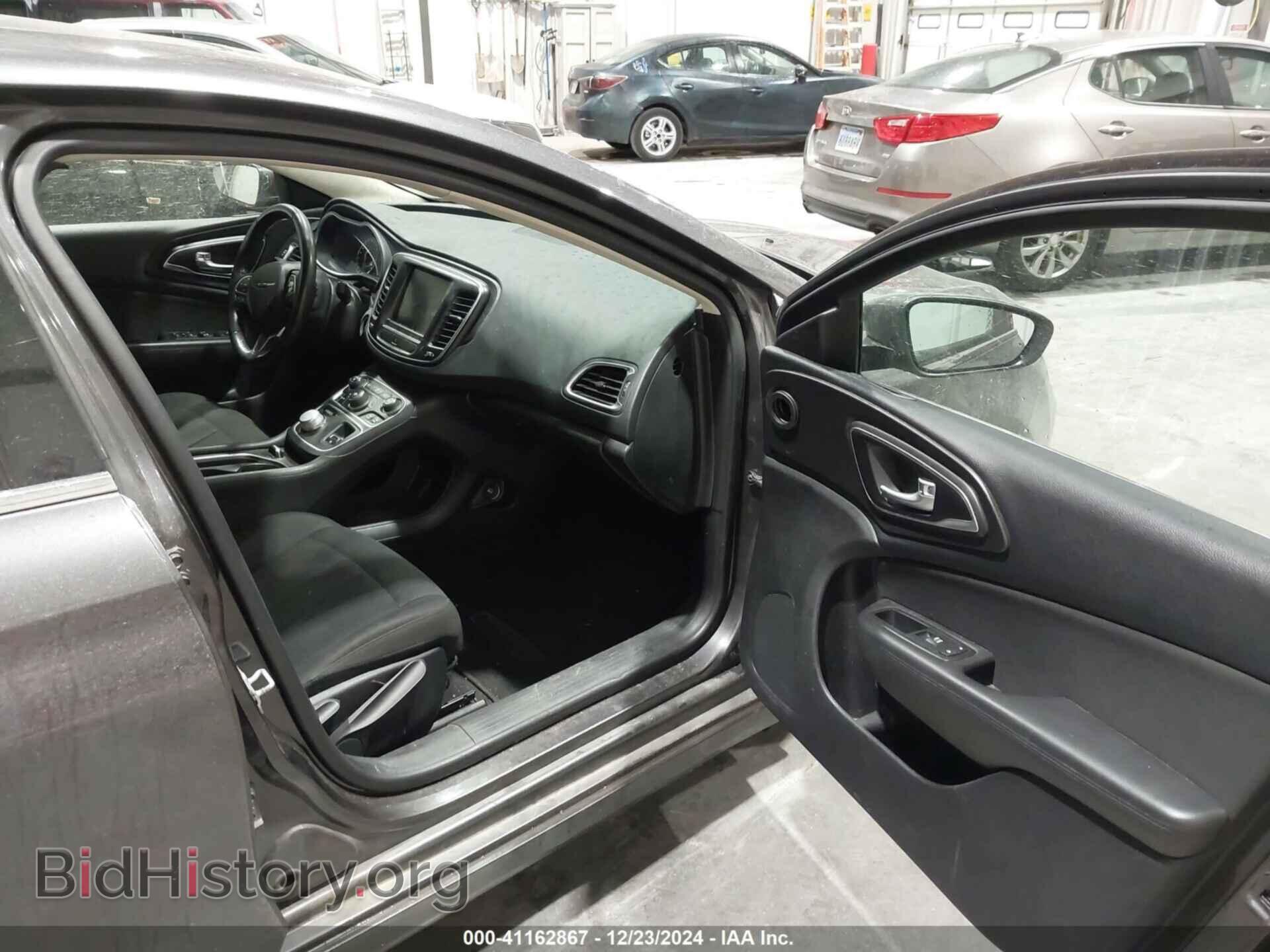 2016 CHRYSLER 200 - VIN: 1C3CCCAB0GN143344 - Фото 5
