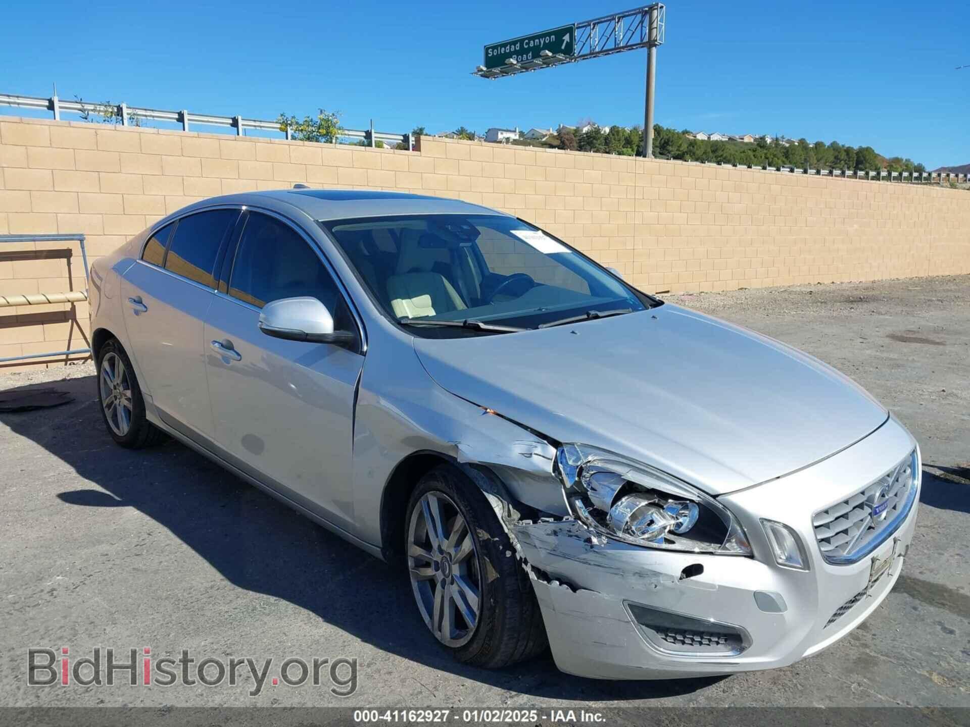 Photo YV1622FS1C2085667 - VOLVO S60 2012