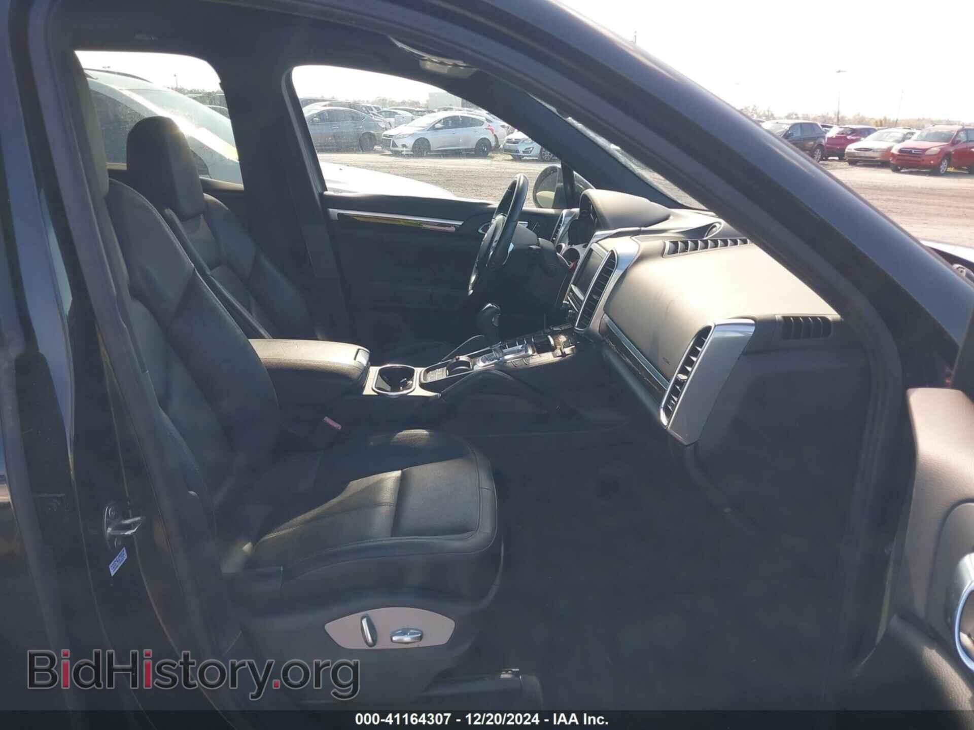 2012 PORSCHE CAYENNE - VIN: WP1AA2A2XCLA08377 - Photo 5