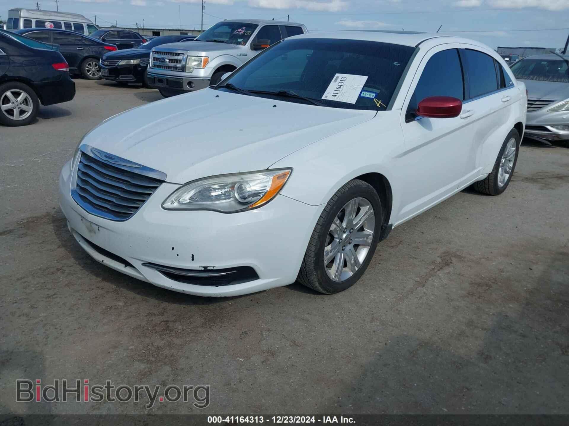 2012 CHRYSLER 200 - VIN: 1C3CCBBB3CN299591 - Фото 2