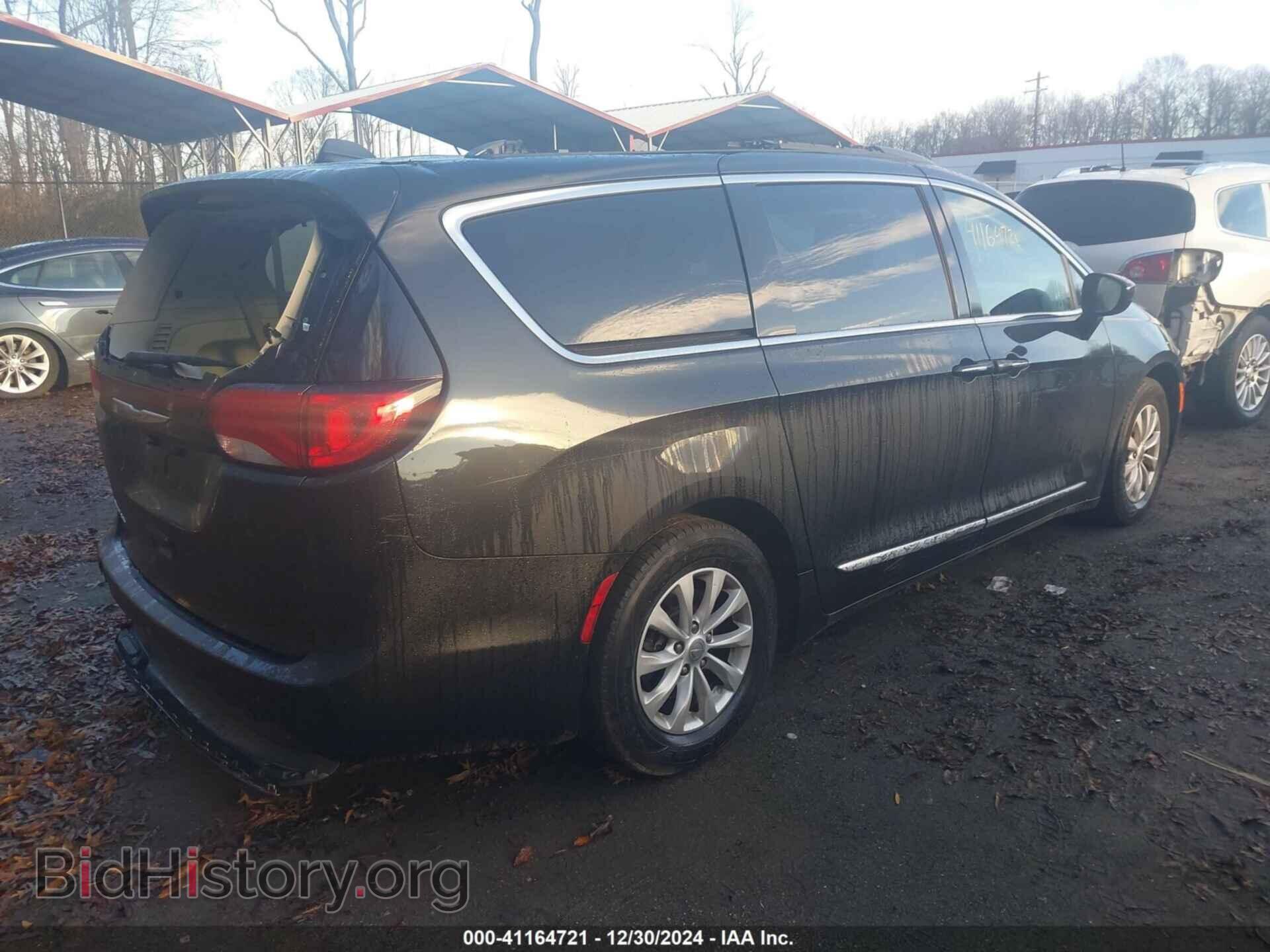 2017 CHRYSLER PACIFICA - VIN: 2C4RC1BG3HR747995 - Фото 4