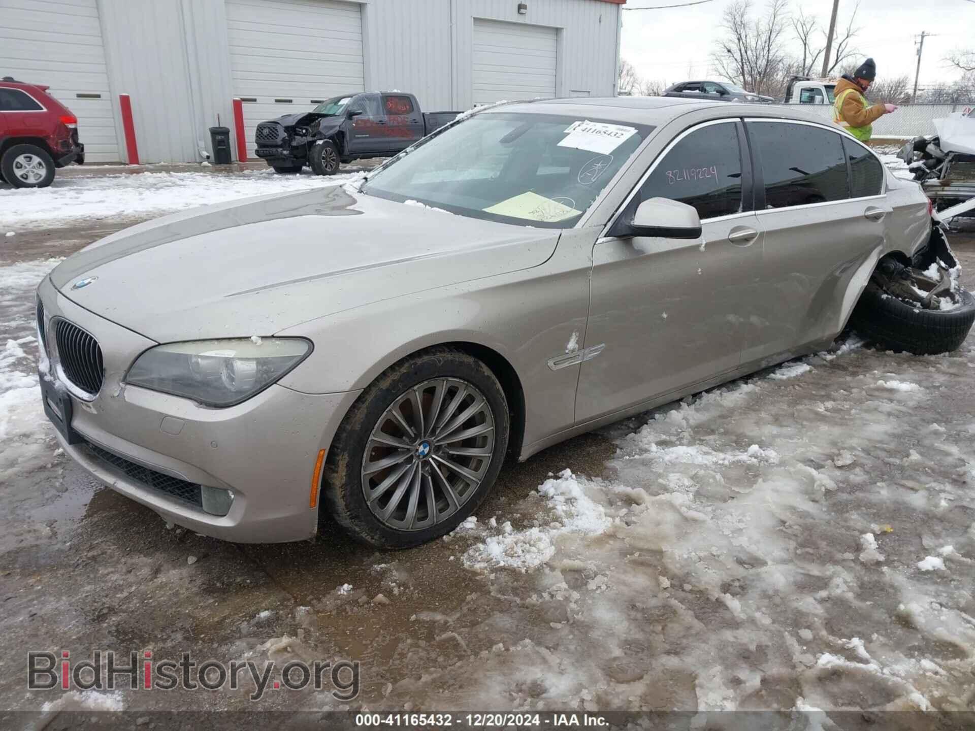 2011 BMW 740LI - VIN: WBAKB4C54BC574892 - Photo 2