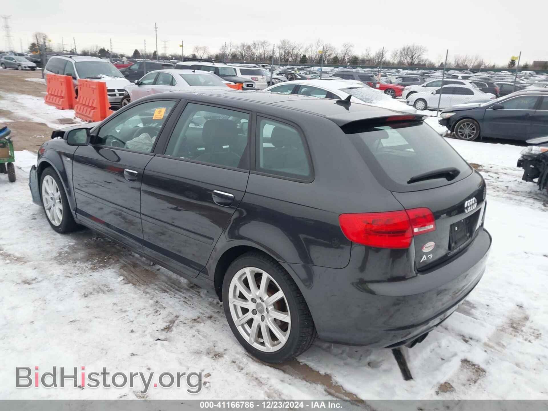 2011 AUDI A3 - VIN: WAUMFAFM5BA069955 - Фото 3