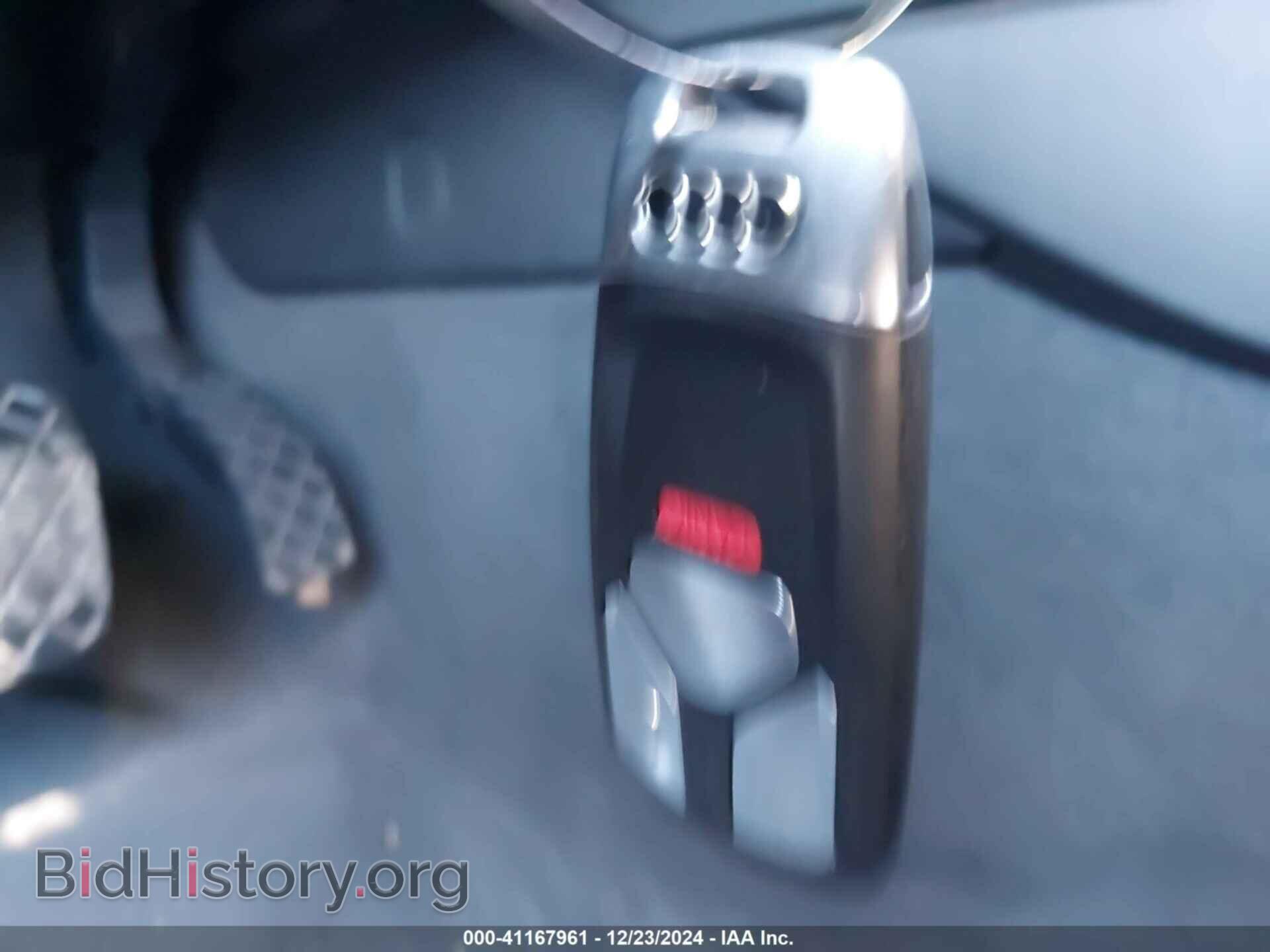 2018 AUDI A4 - VIN: WAUENAF43JA165332 - Фото 11