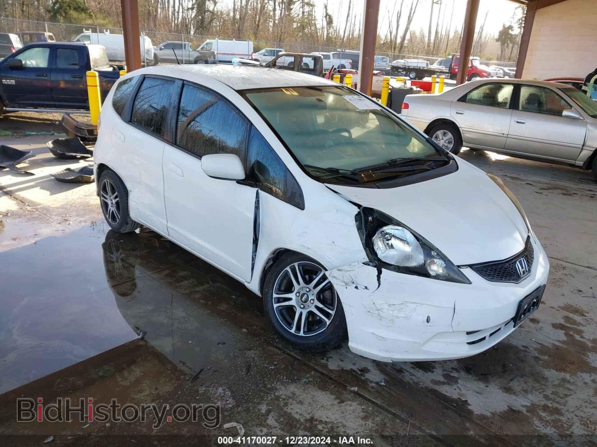 Фотография JHMGE8H32DC022999 - HONDA FIT 2013