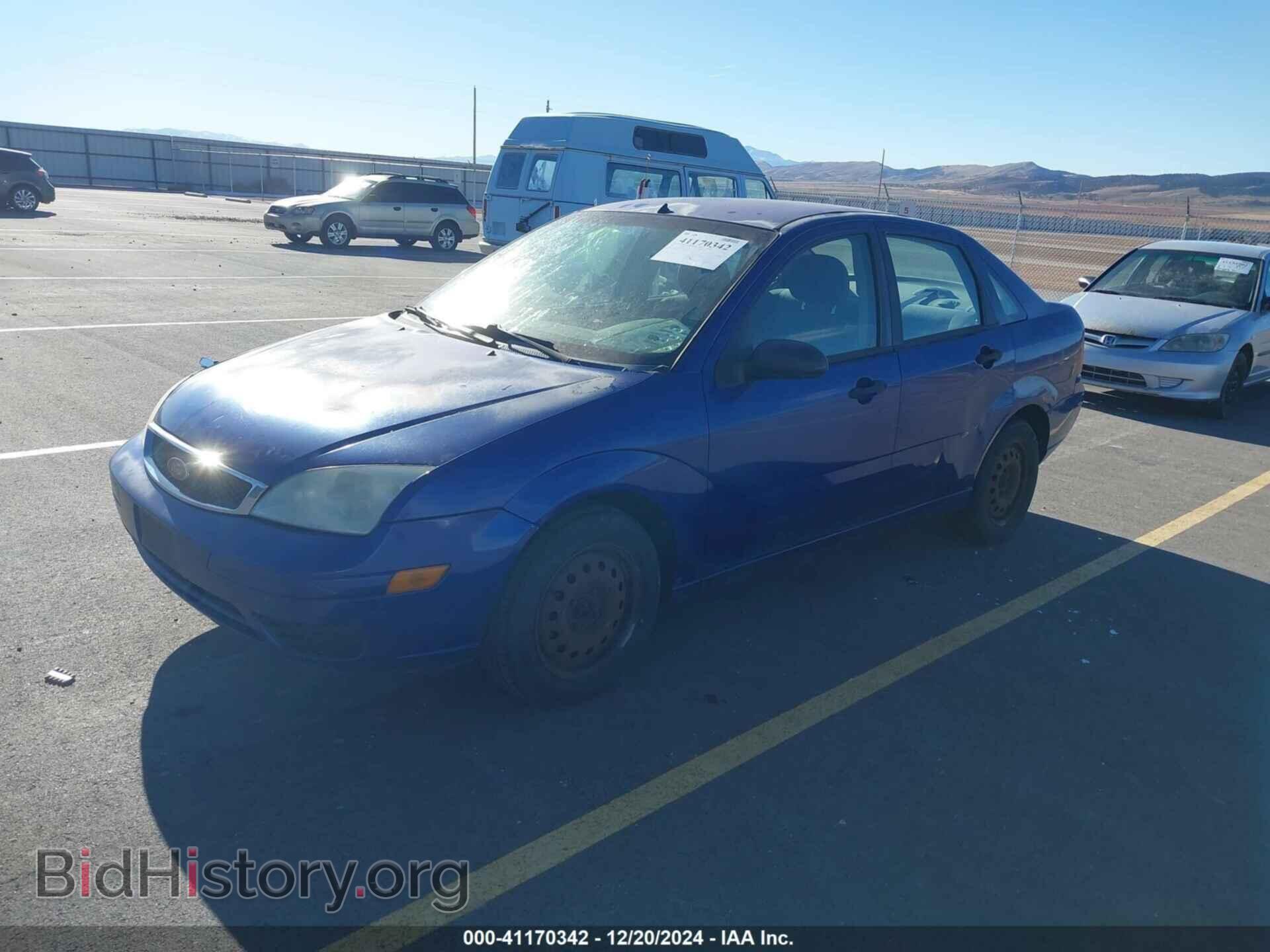 2005 FORD FOCUS - VIN: 1FAFP34N95W217487 - Фото 2