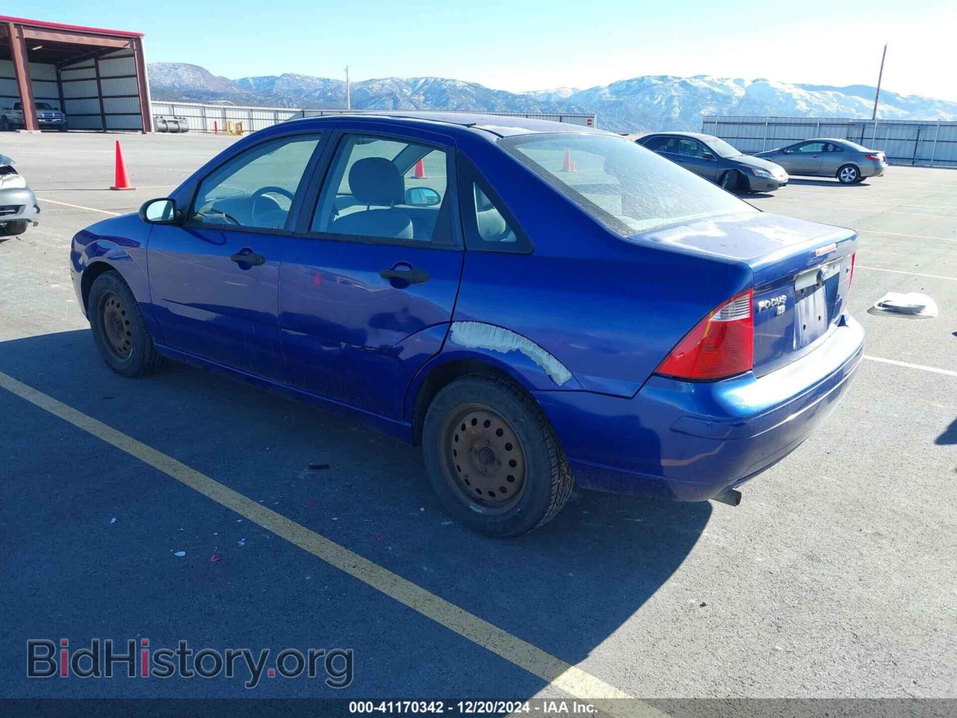 2005 FORD FOCUS - VIN: 1FAFP34N95W217487 - Фото 3