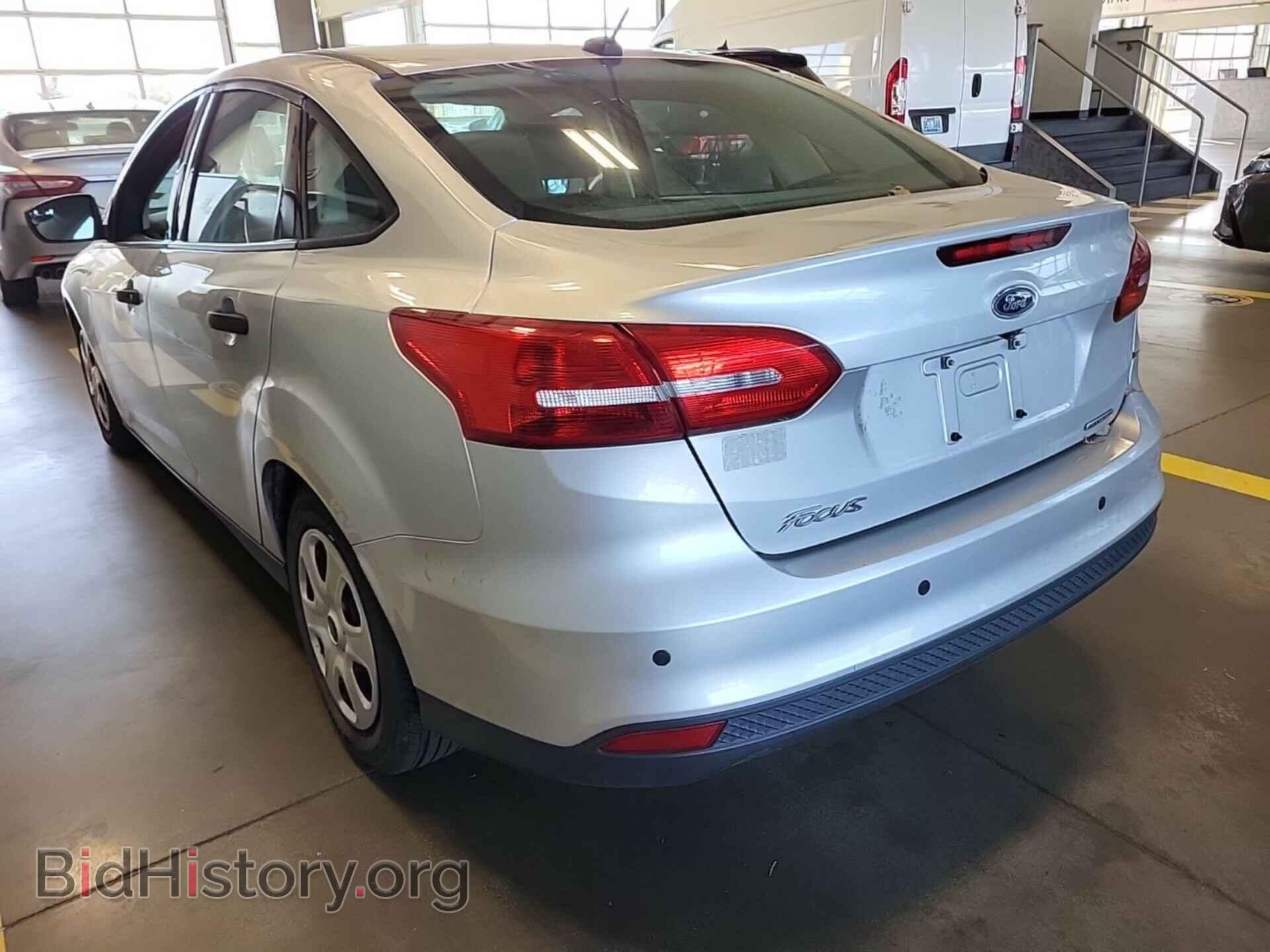 2016 FORD FOCUS - VIN: 1FADP3E27GL366044 - Фото 4
