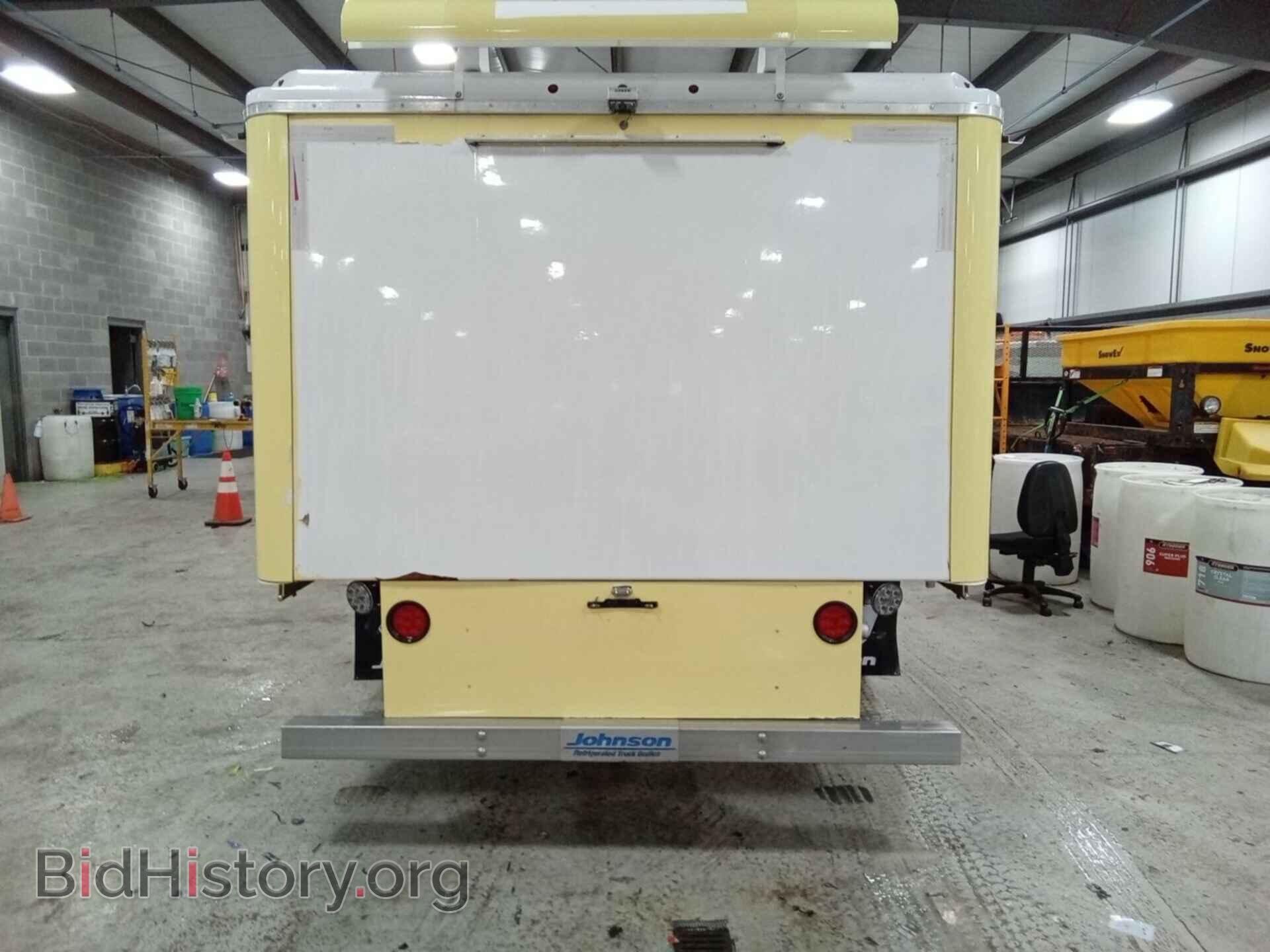 2018 FORD ECONOLINE - VIN: 1FDXE4FS7JDC33279 - Фото 8