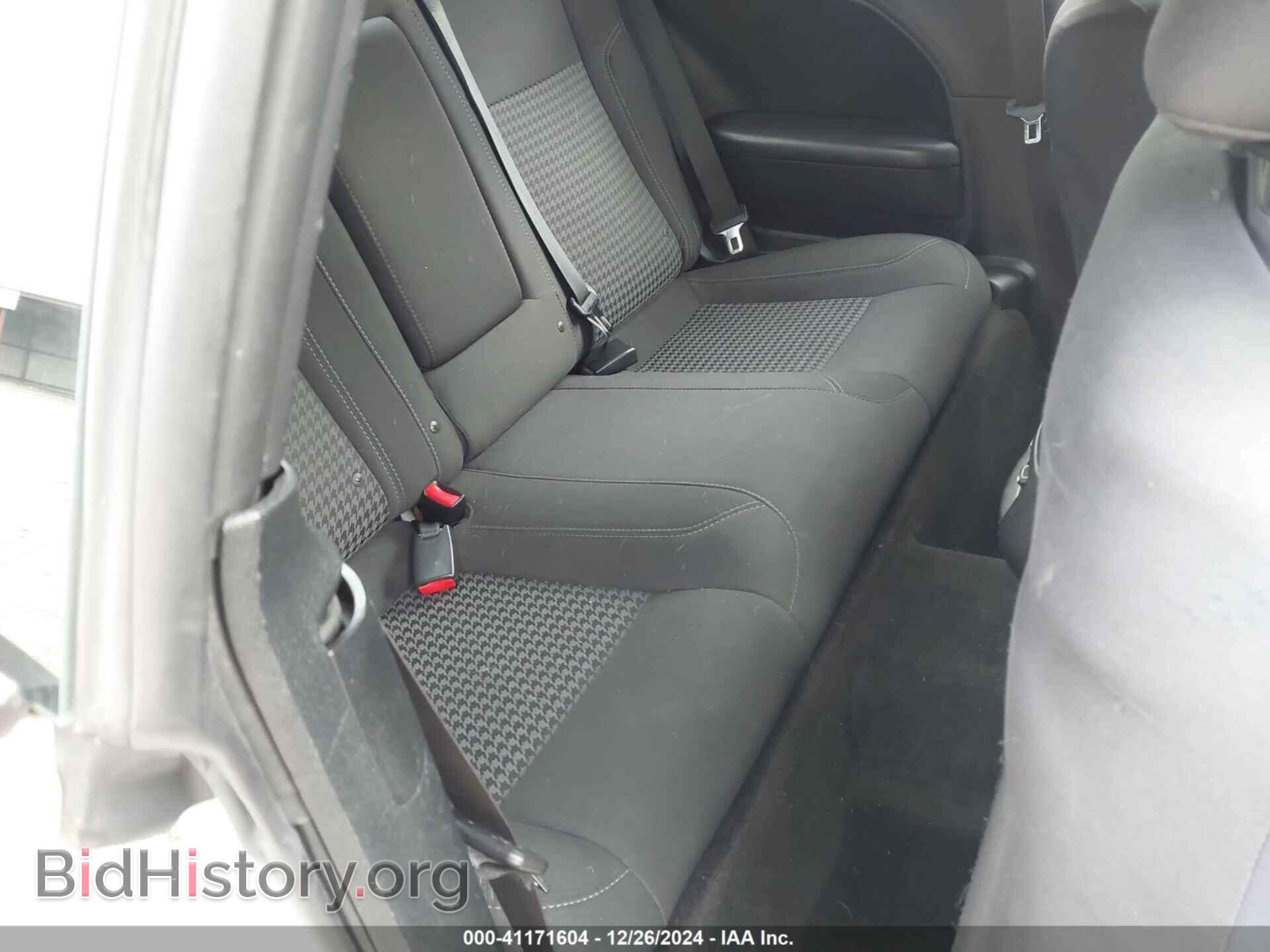 2015 DODGE CHALLENGER - VIN: 2C3CDZAT5FH782903 - Фото 8