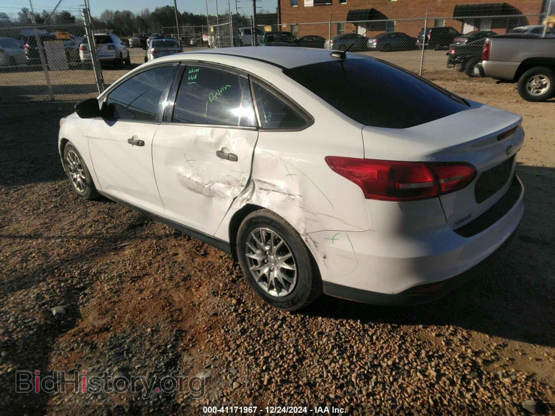 2016 FORD FOCUS - VIN: 1FADP3E27GL266493 - Фото 3