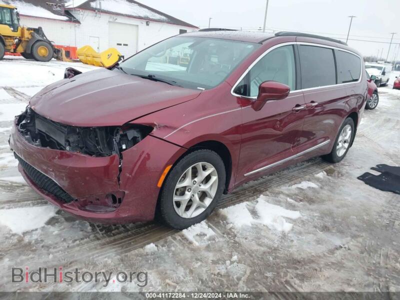 2017 Chrysler PACIFICA (VIN 2C4RC1BGXHR757875) — photo 2 of 16