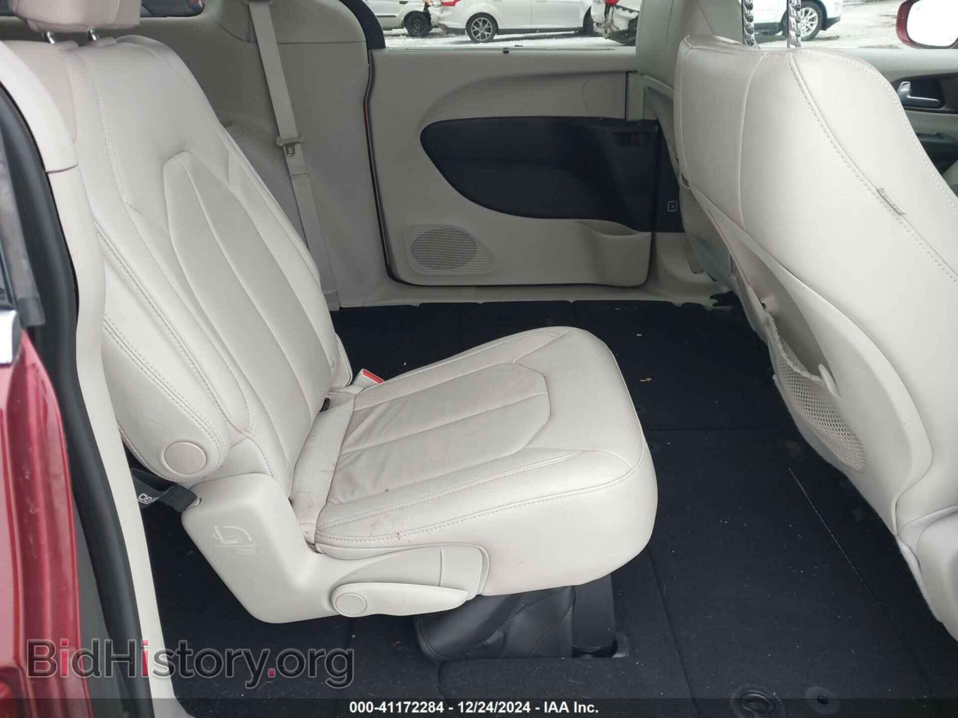 2017 CHRYSLER PACIFICA - VIN: 2C4RC1BGXHR757875 - Photo 8