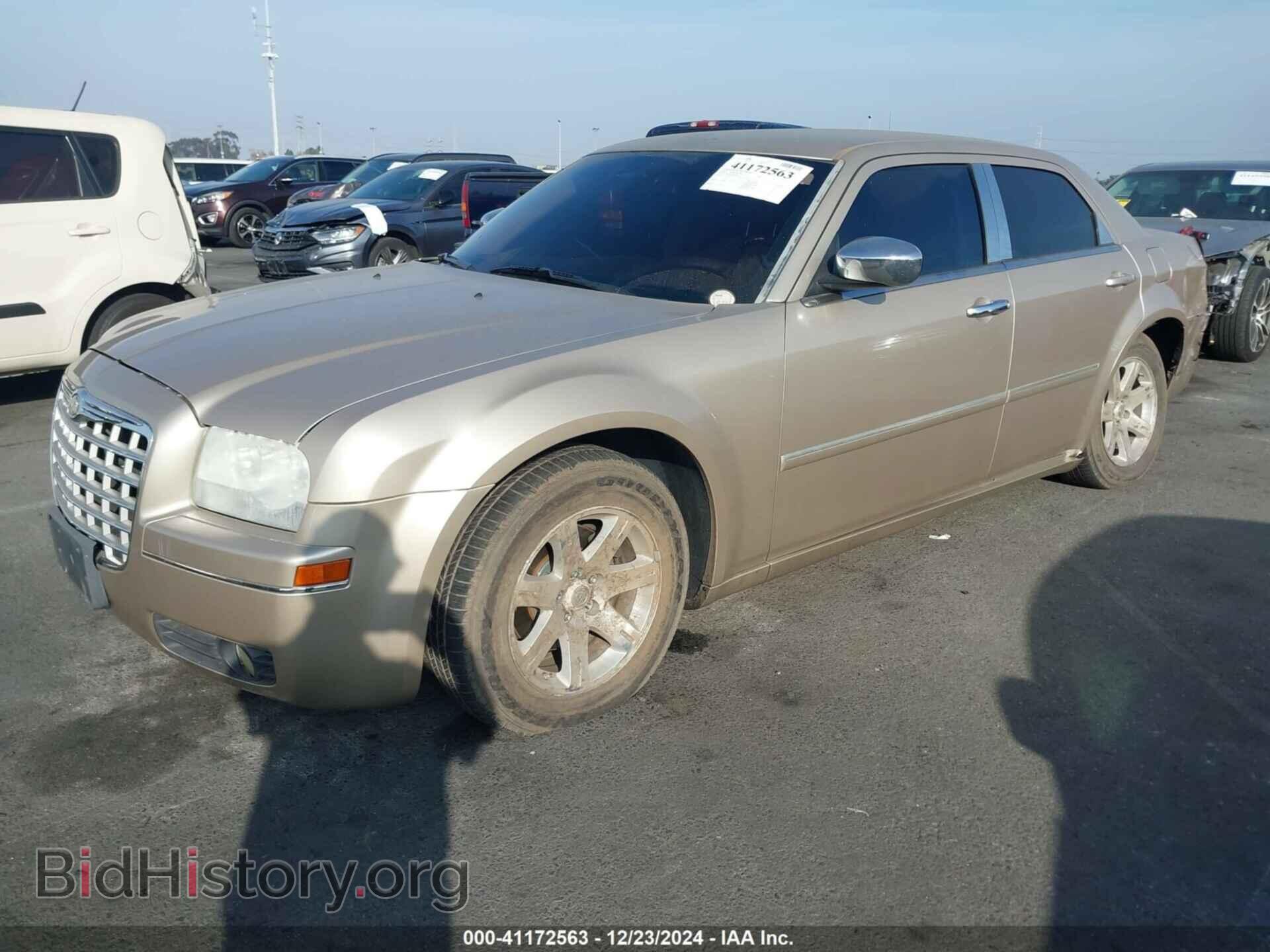 2006 CHRYSLER 300 - VIN: 2C3KA53G56H404545 - Фото 2