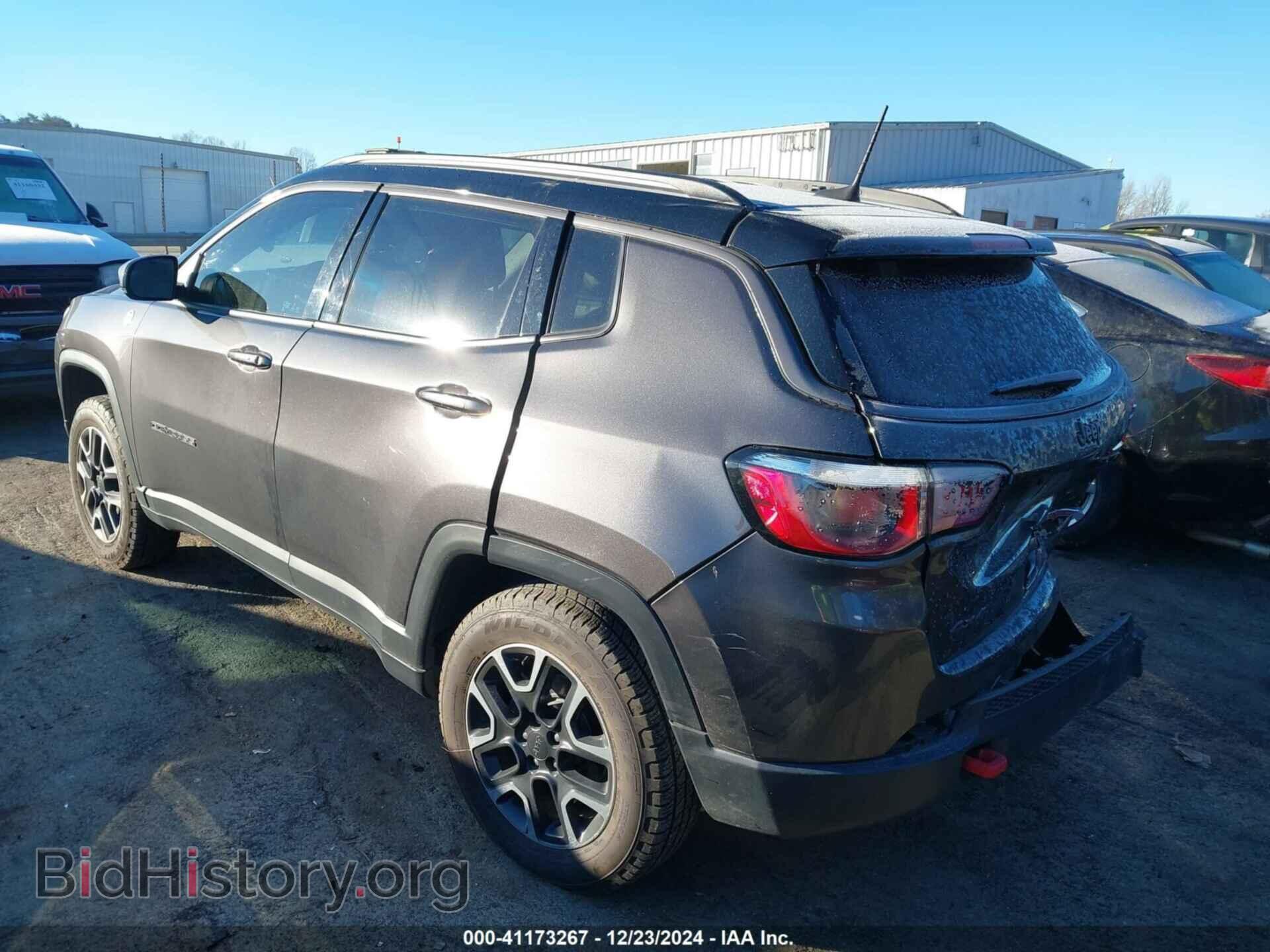2019 JEEP COMPASS - VIN: 3C4NJDDB2KT739950 - Фото 3