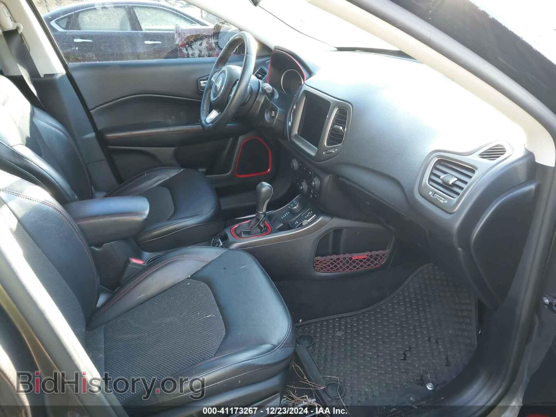 2019 JEEP COMPASS - VIN: 3C4NJDDB2KT739950 - Фото 5