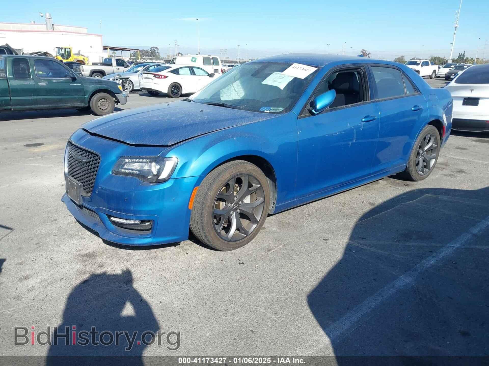 2023 CHRYSLER 300 - VIN: 2C3CCADG1PH624501 - Фото 2
