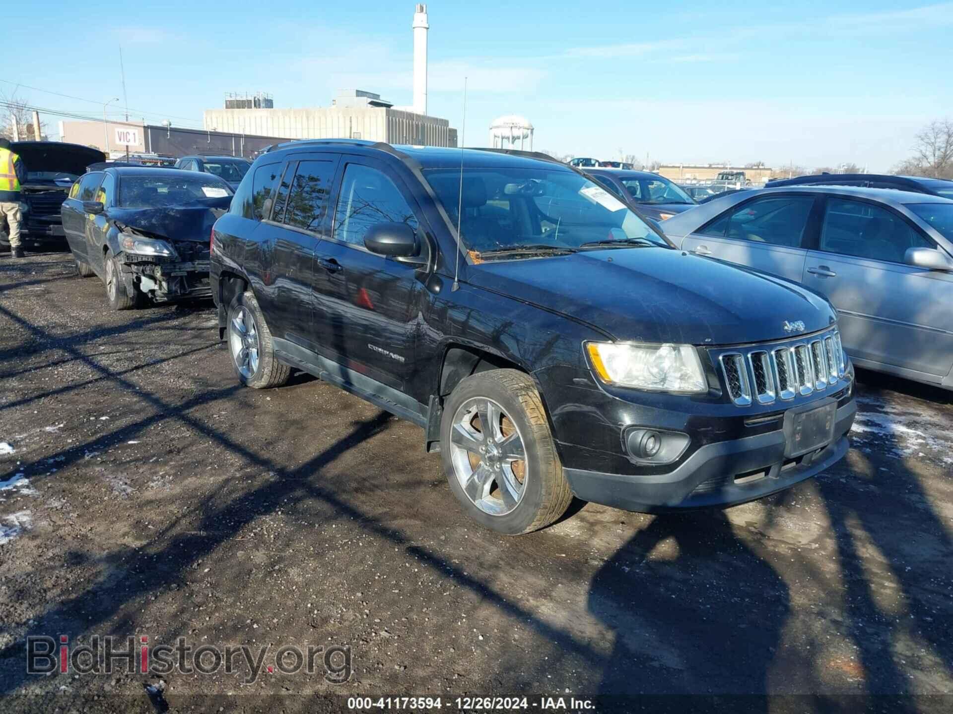 Photo 1J4NF5FB9BD207793 - JEEP COMPASS 2011
