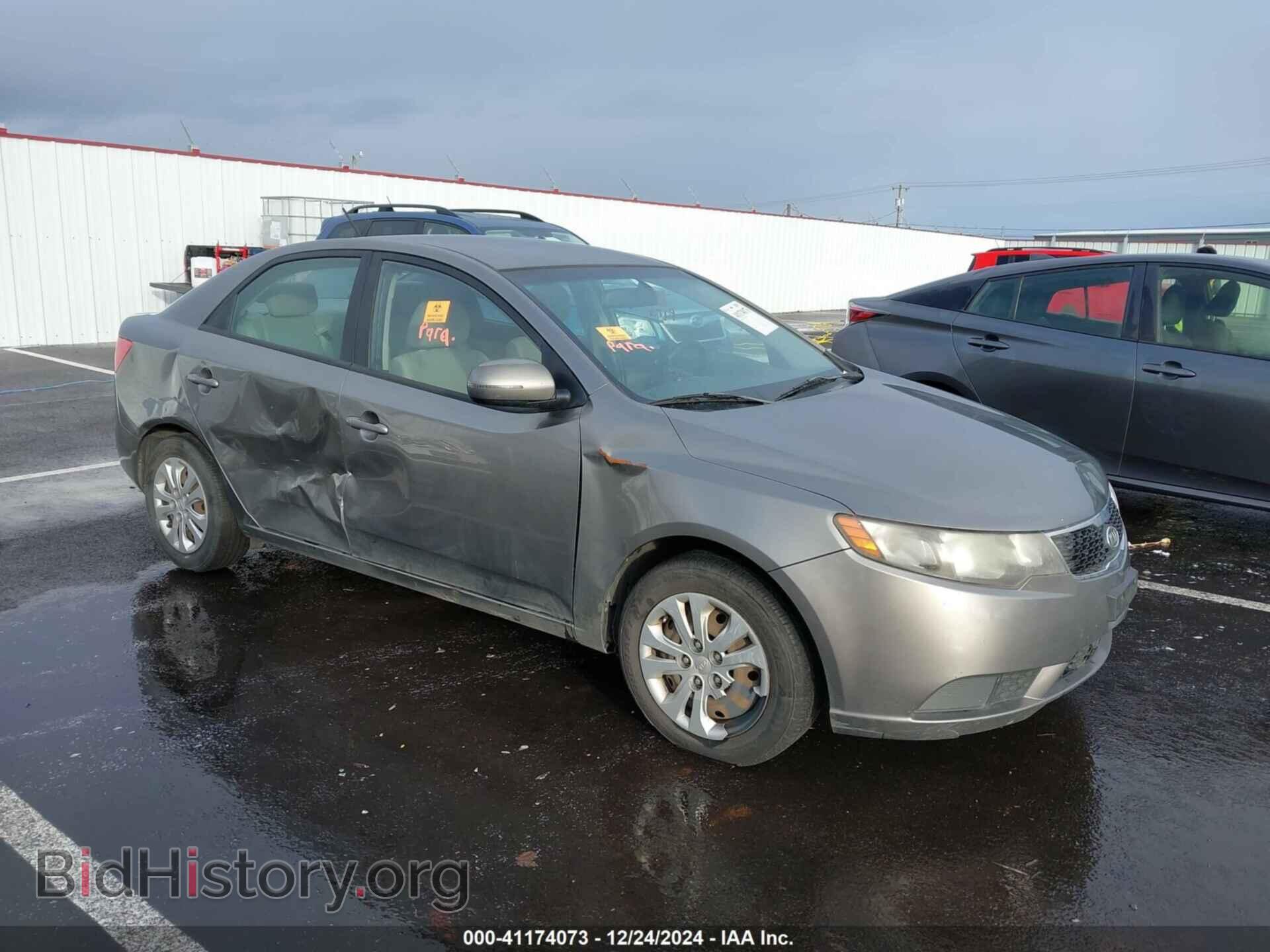 Фотография KNAFU4A2XB5453292 - KIA FORTE 2011