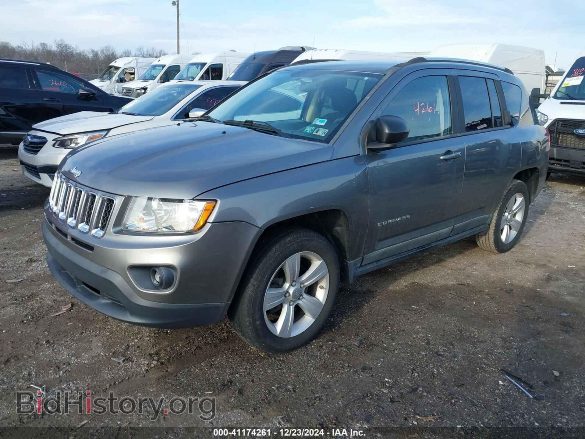 2011 JEEP COMPASS - VIN: 1J4NT1FA9BD230886 - Фото 2