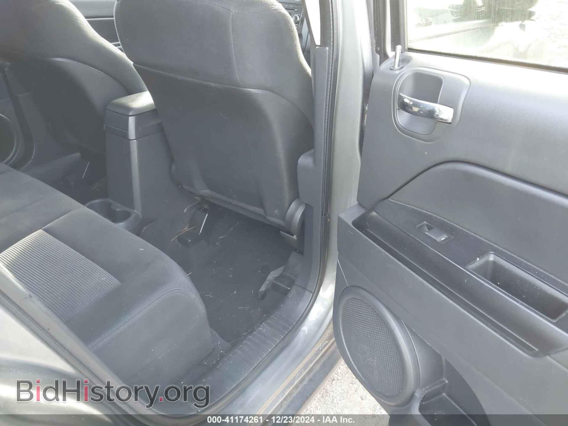 2011 JEEP COMPASS - VIN: 1J4NT1FA9BD230886 - Фото 8
