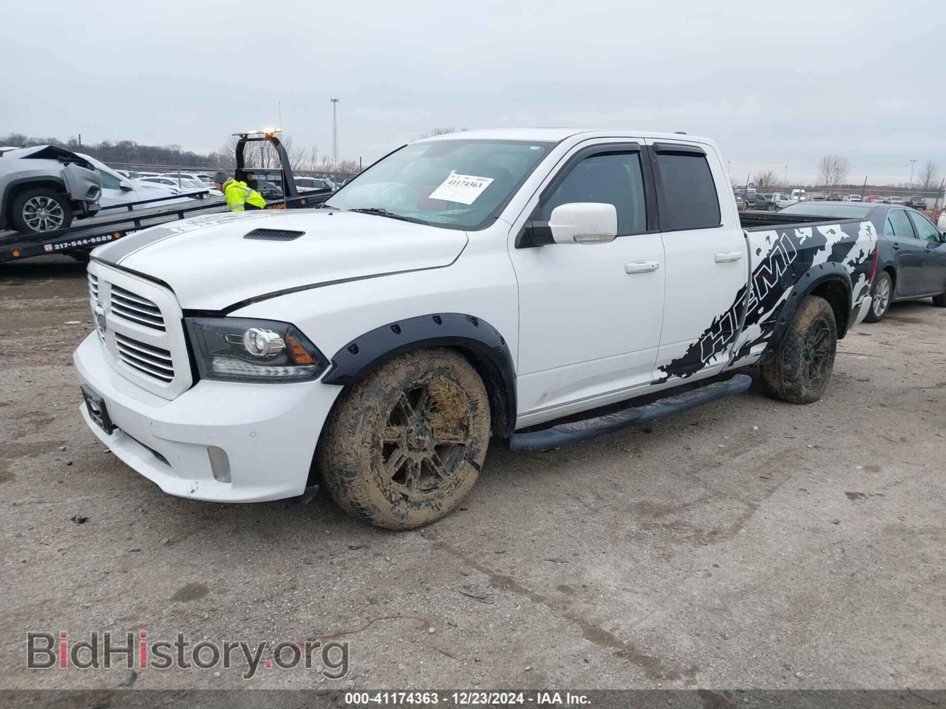 2016 RAM 1500 - VIN: 1C6RR7HT5GS149692 - Фото 2
