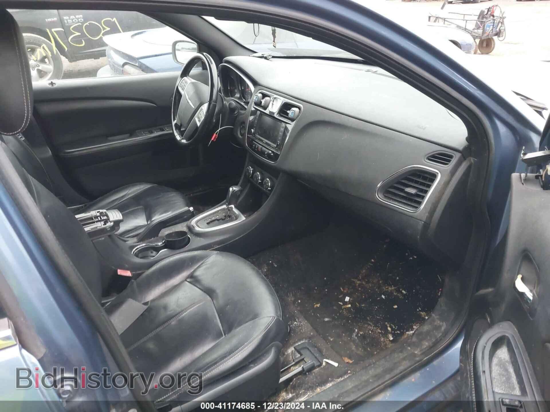 2011 CHRYSLER 200 - VIN: 1C3BC2FB7BN580748 - Фото 5
