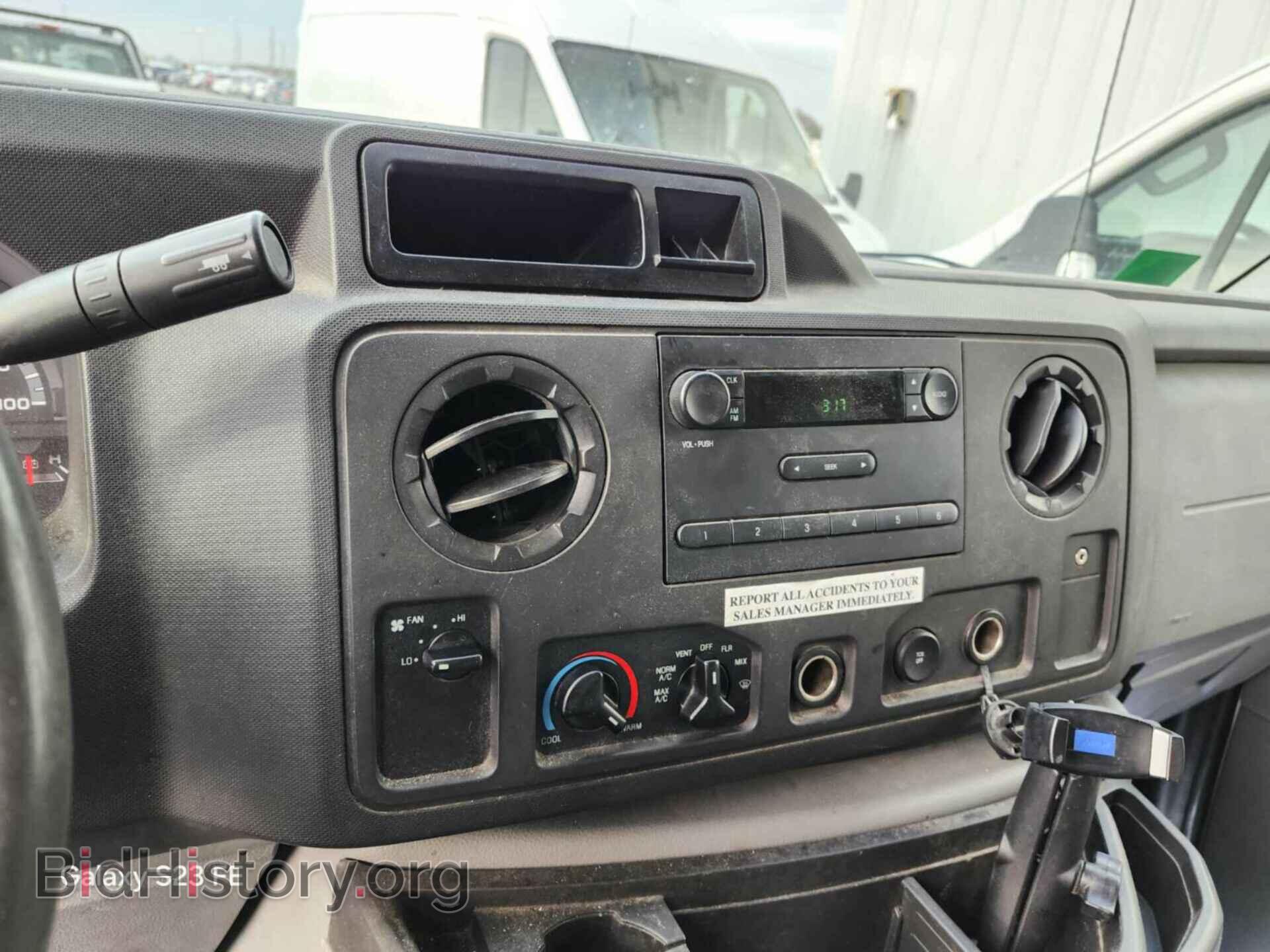 2018 FORD ECONOLINE - VIN: 1FDXE4FS7JDC18961 - Фото 7