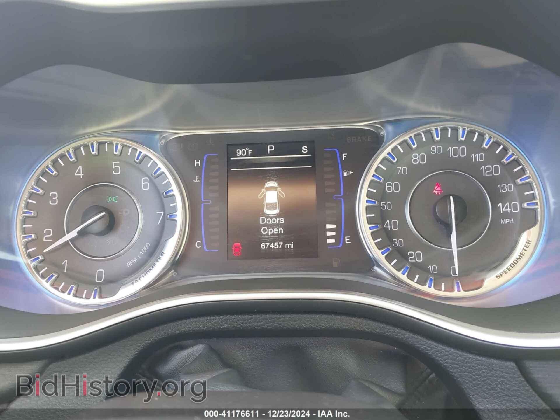 2016 CHRYSLER 200 - VIN: 1C3CCCABXGN145652 - Фото 7