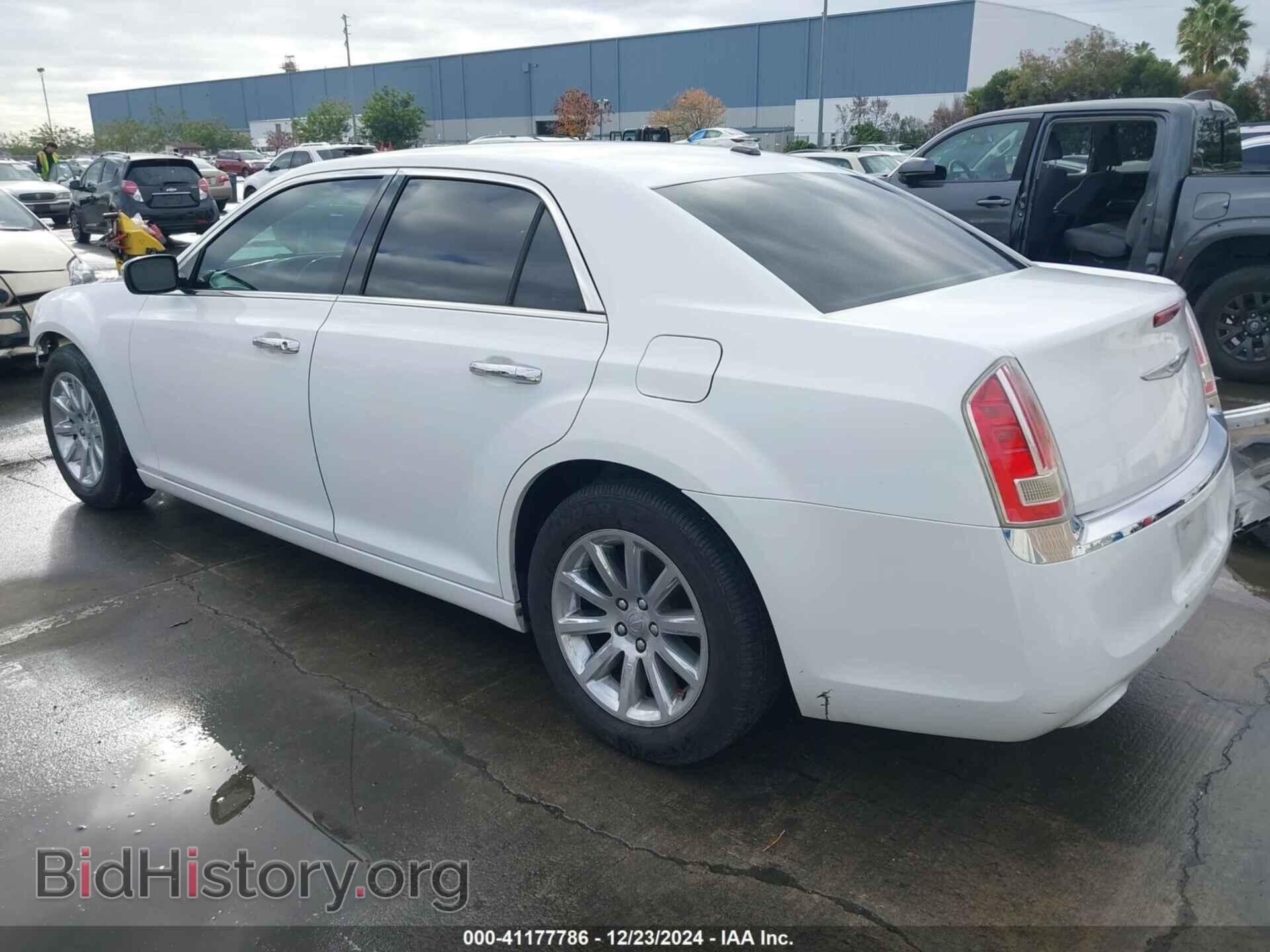 2013 CHRYSLER 300C - VIN: 2C3CCAEGXDH606430 - Фото 3