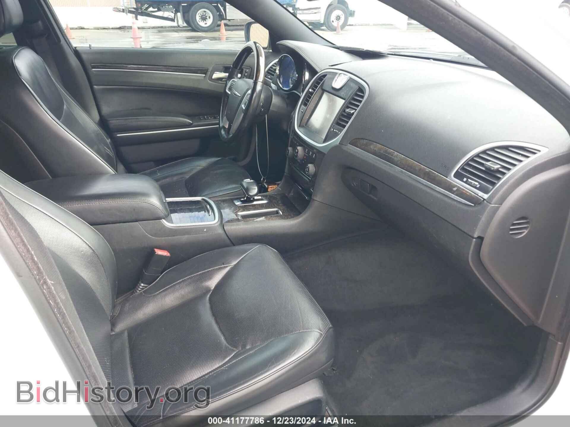 2013 CHRYSLER 300C - VIN: 2C3CCAEGXDH606430 - Фото 5